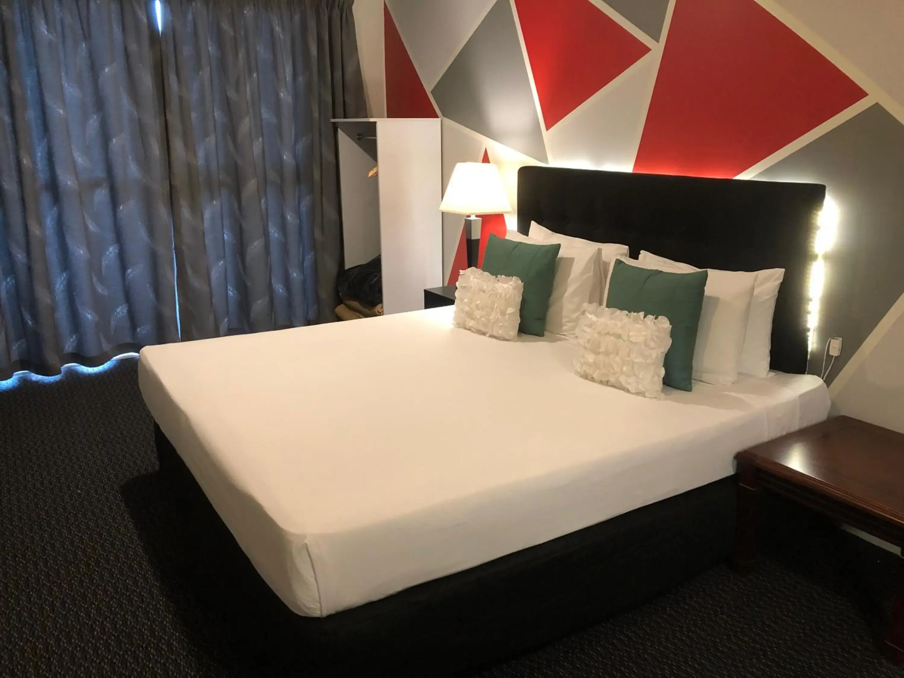 Bedroom, Bed in Silver Fern Lodge Bedroom, Bed in Silver Fern Lodge