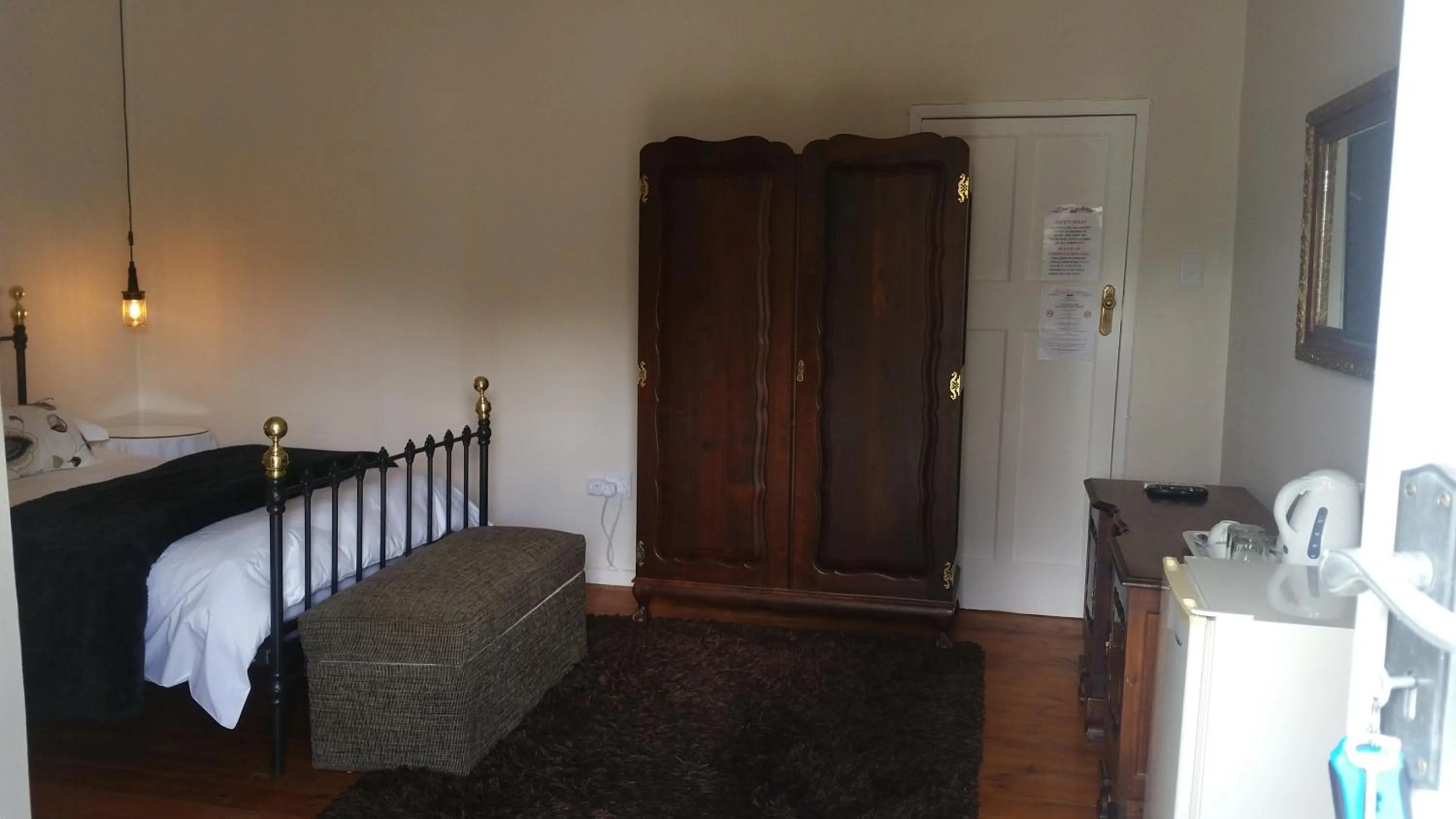 Photo of the whole room, Bed in Innexcellence B&B