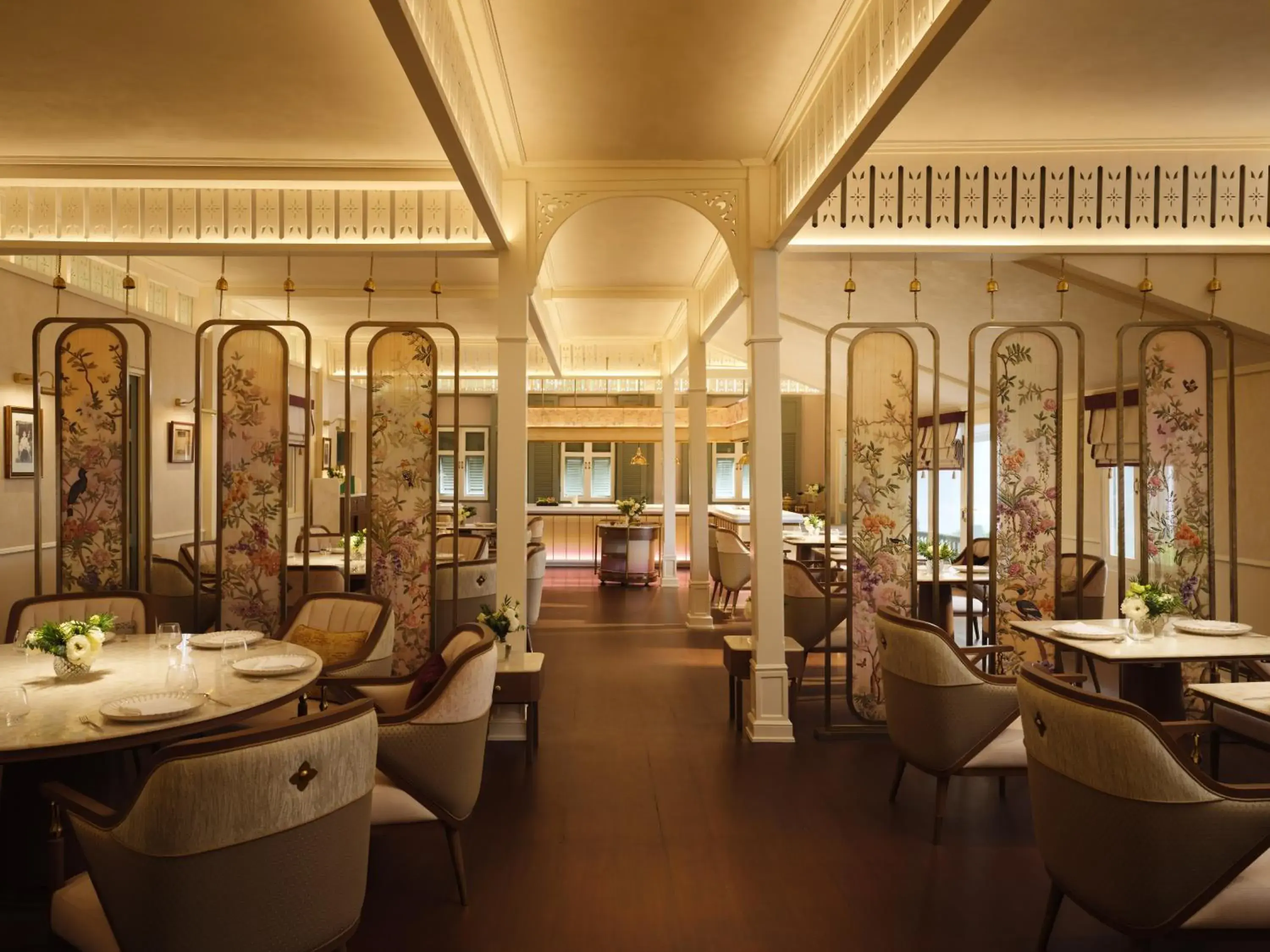 Restaurant/places to eat in Mandarin Oriental, Bangkok Restaurant/places to eat in Mandarin Oriental, Bangkok