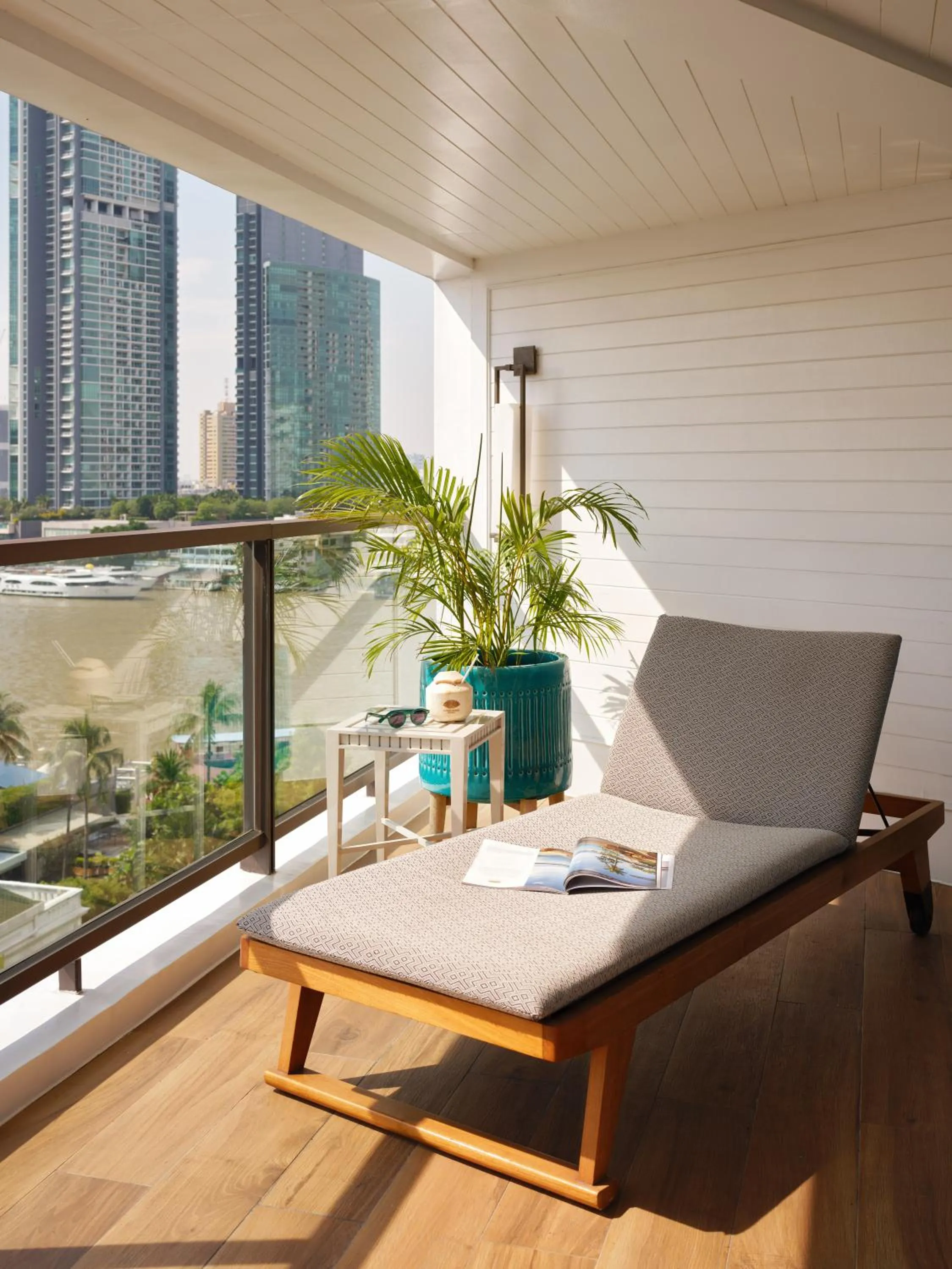 Balcony/Terrace in Mandarin Oriental, Bangkok
