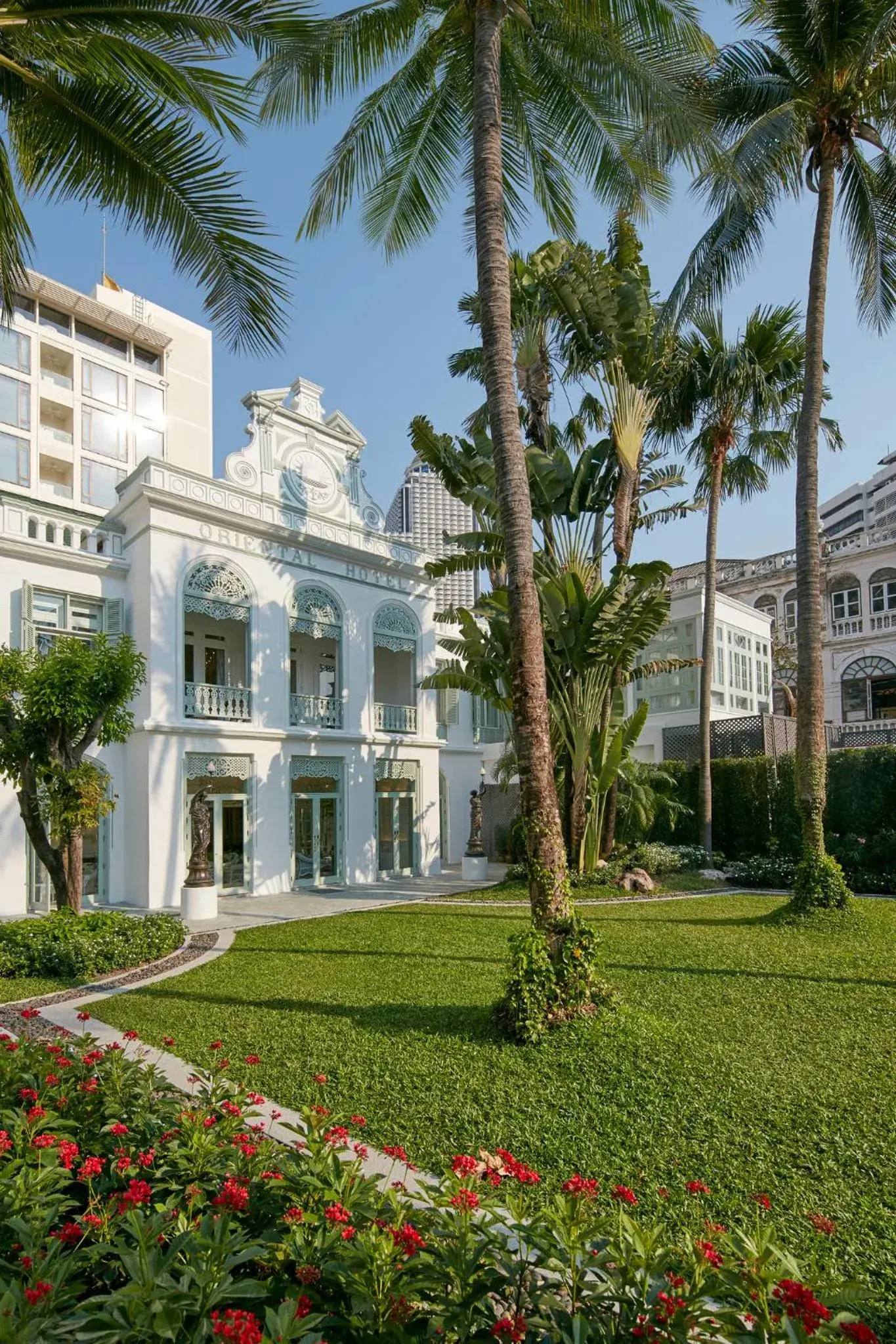 Property building in Mandarin Oriental, Bangkok Property building in Mandarin Oriental, Bangkok