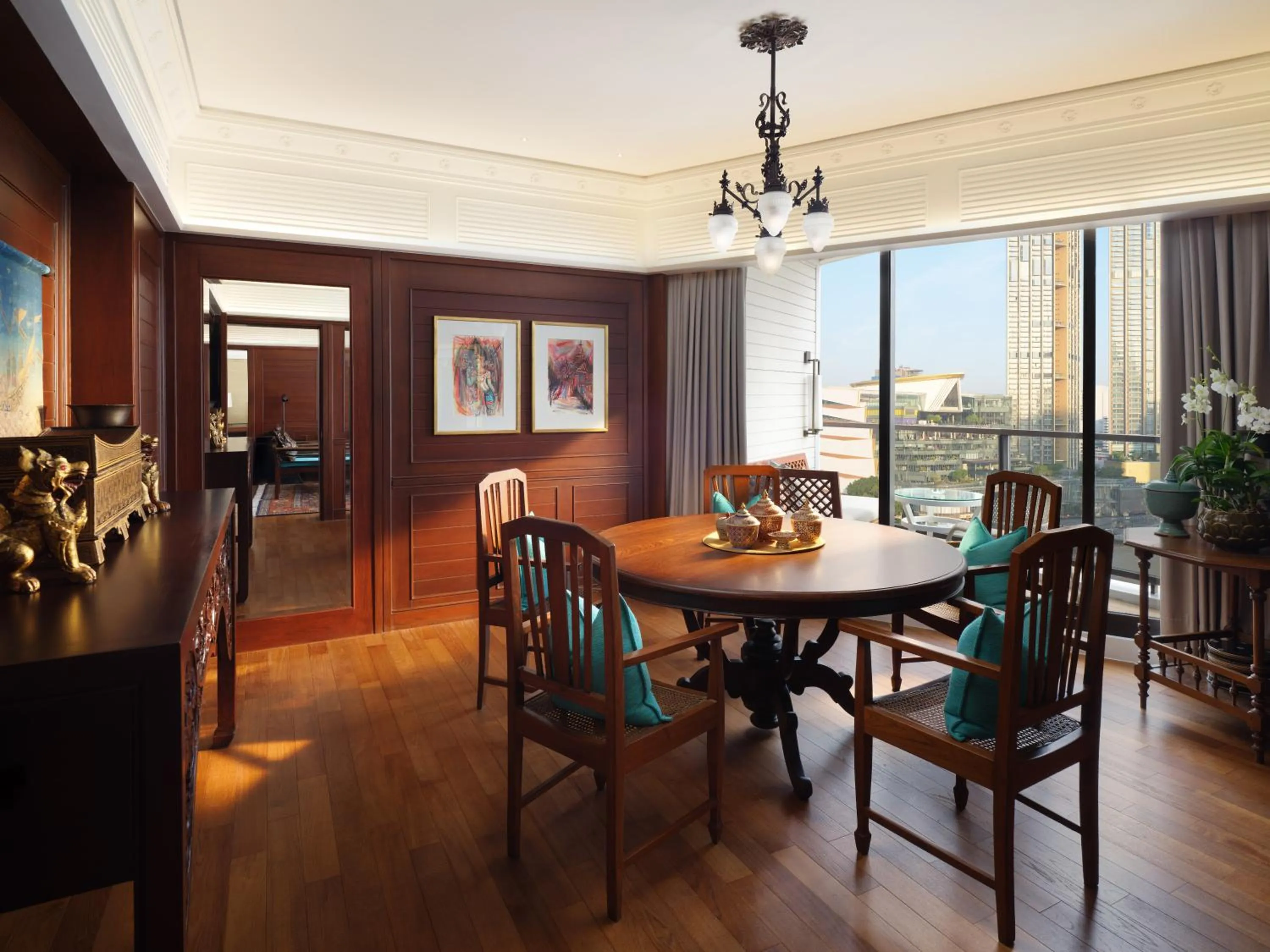 Living room in Mandarin Oriental, Bangkok