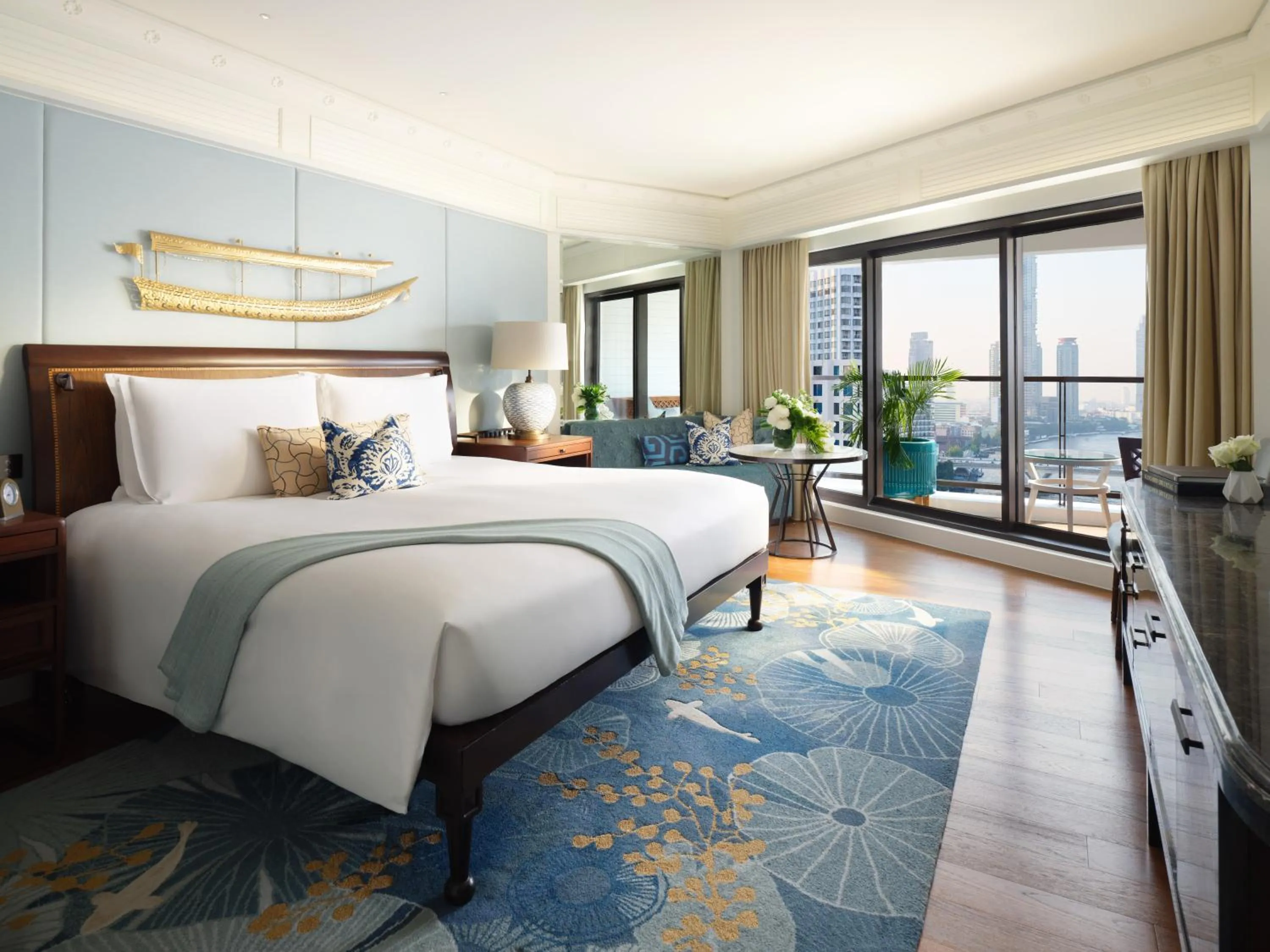 Bedroom, Bed in Mandarin Oriental, Bangkok