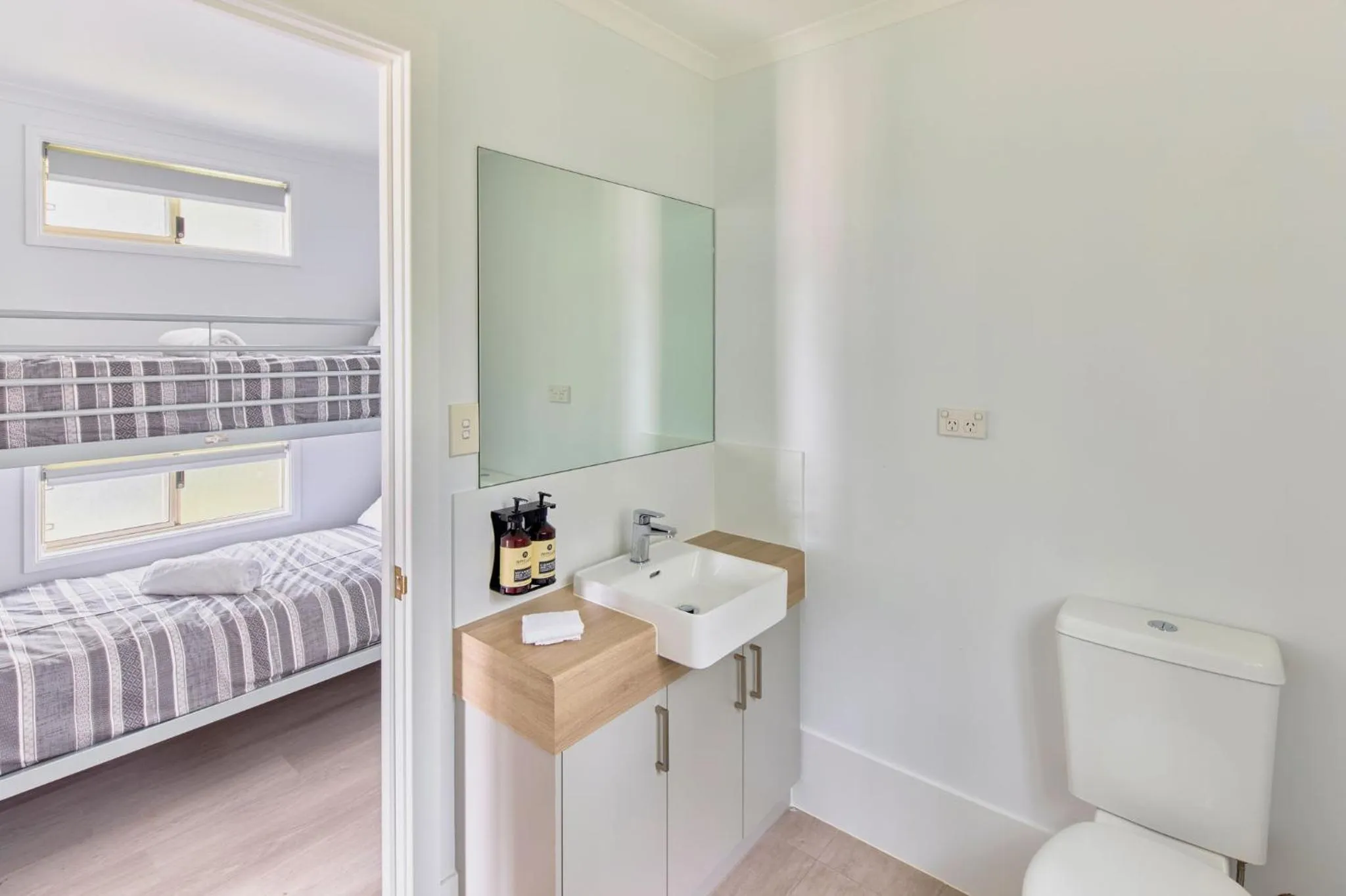 Bathroom, Bed in RAC Busselton Holiday Park