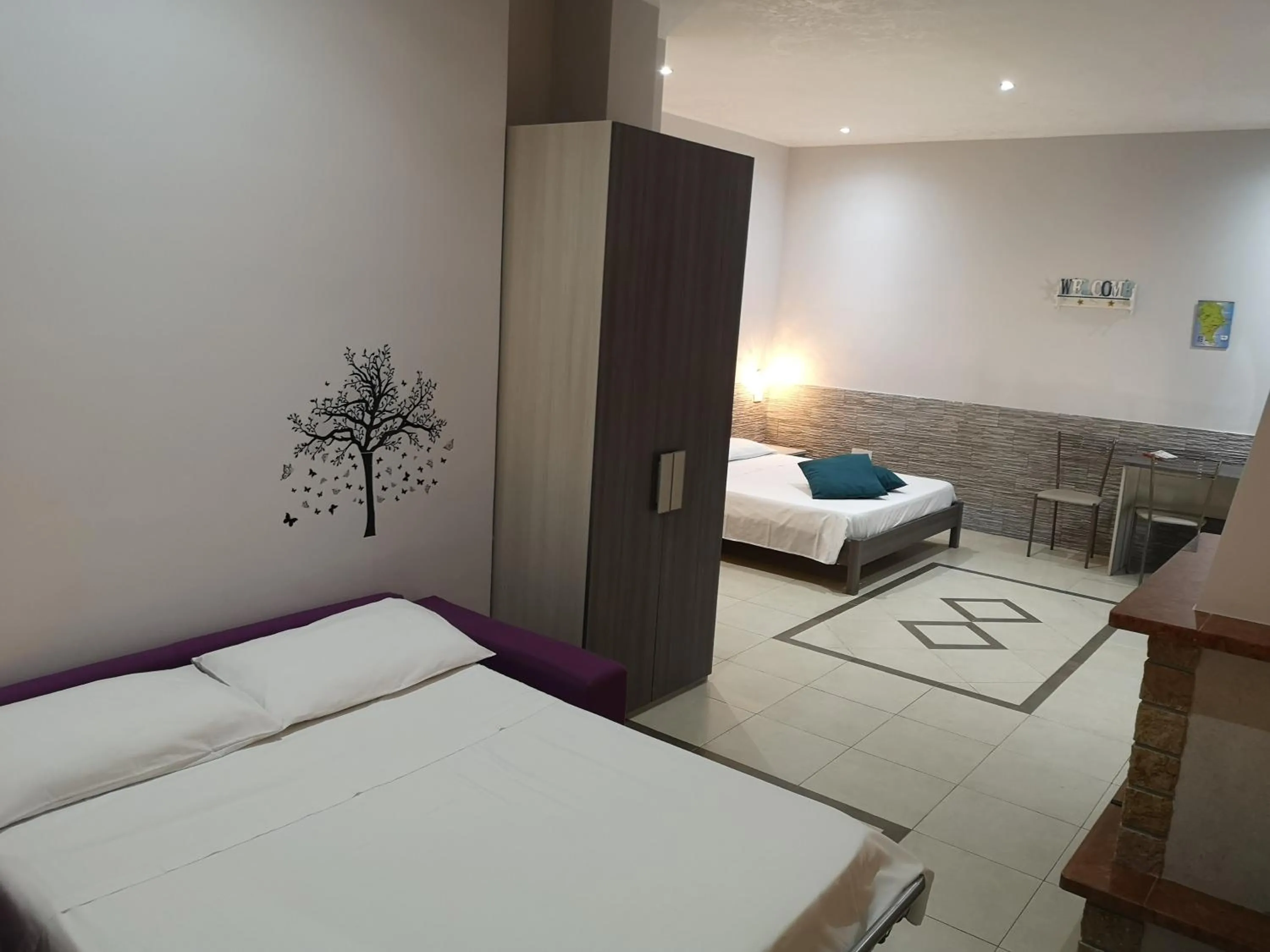 Photo of the whole room, Bed in B&B AMURI RANNI