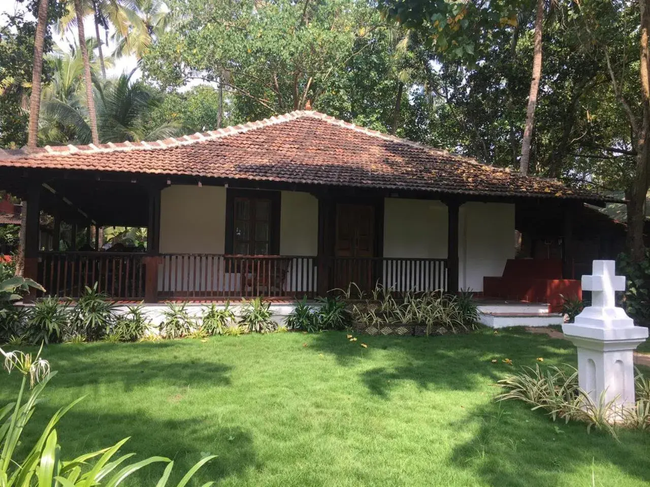 Property building in Montego Bay Beach Village - Morjim Property building in Montego Bay Beach Village - Morjim