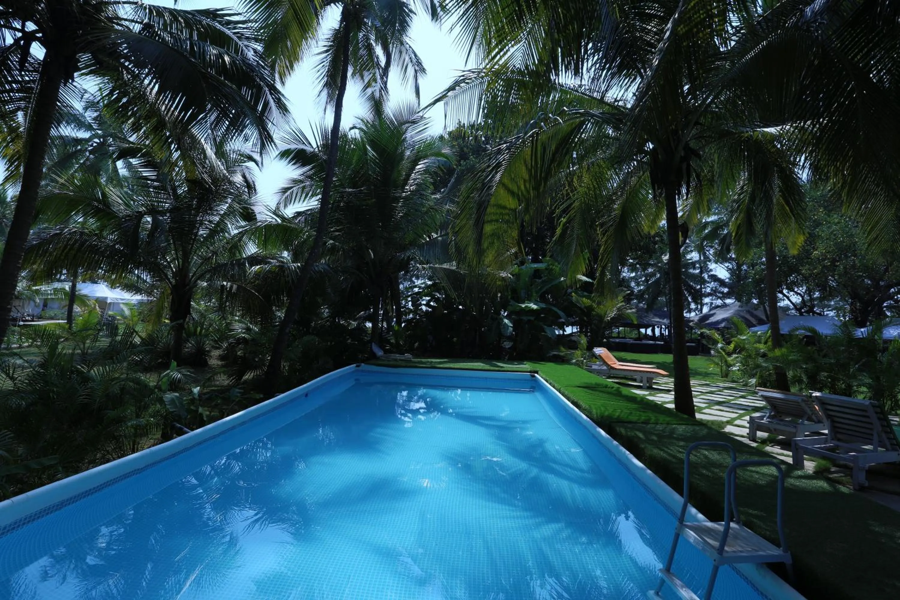 Day in Montego Bay Beach Village - Morjim