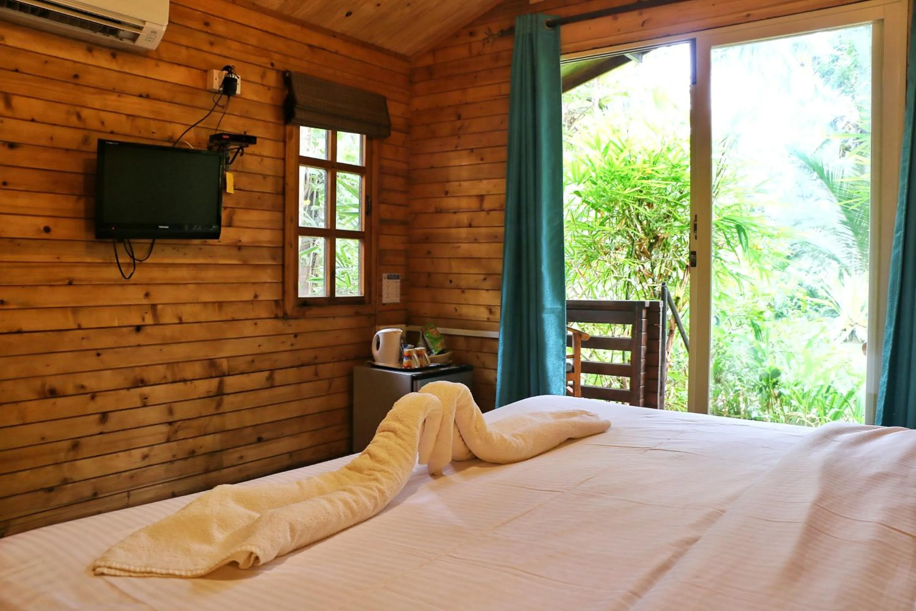 Bed in Montego Bay Beach Village - Morjim