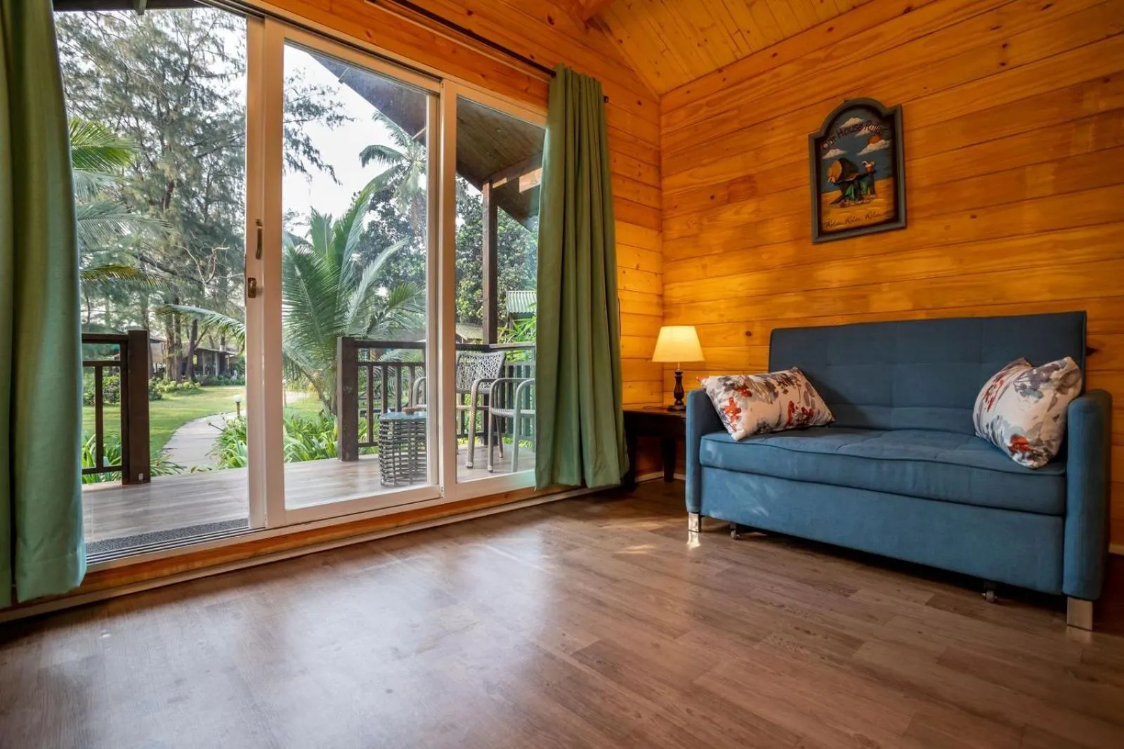 Montego Bay Beach Village - Morjim