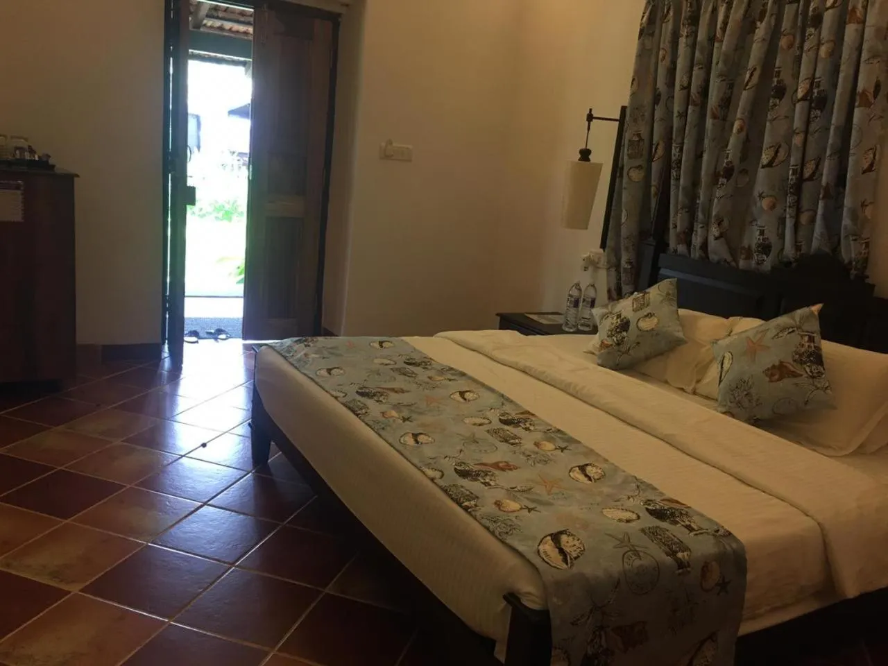 Photo of the whole room, Bed in Montego Bay Beach Village - Morjim