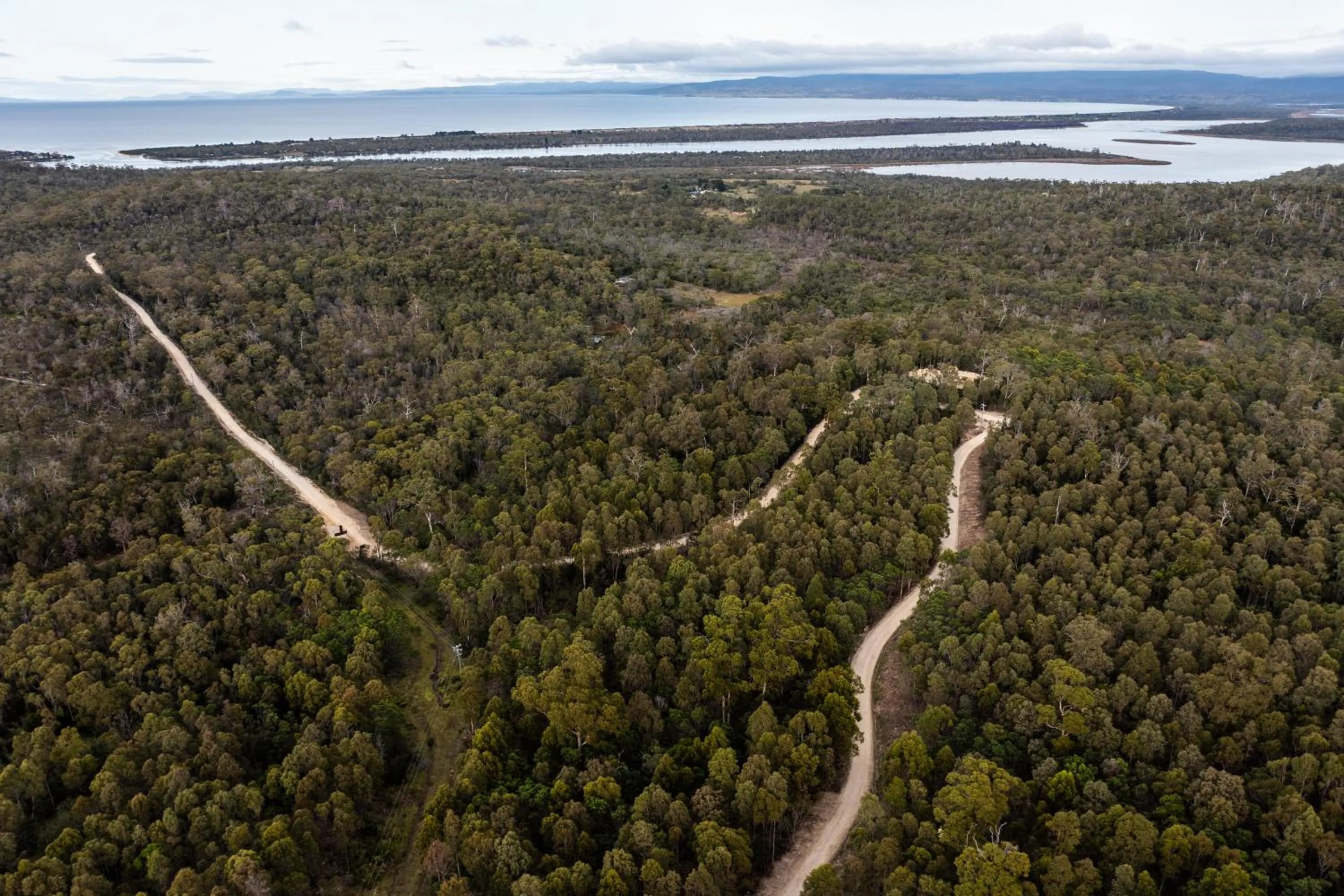 Property building in Freycinet Resort
