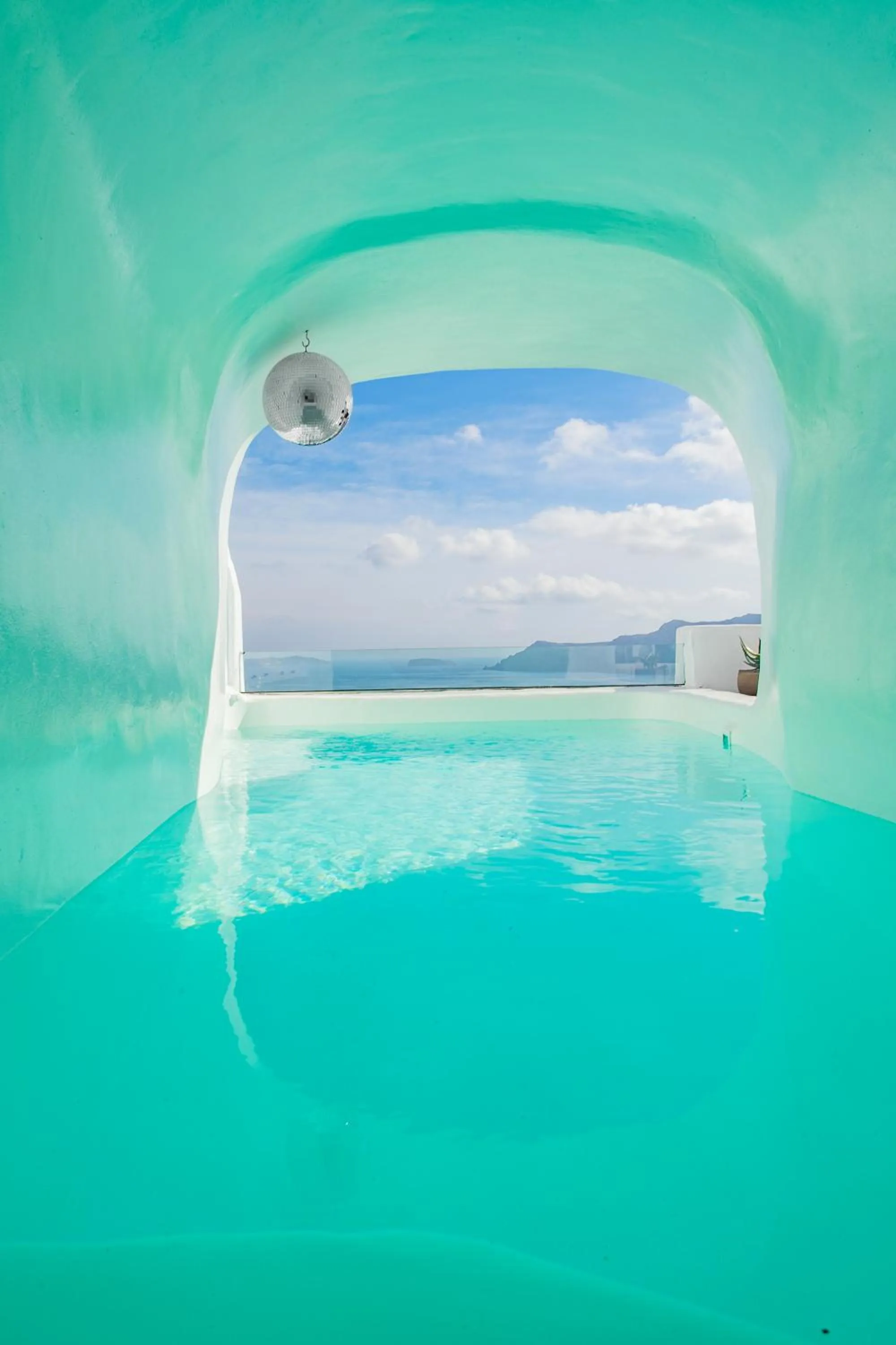 Swimming pool in Sophia Oia View