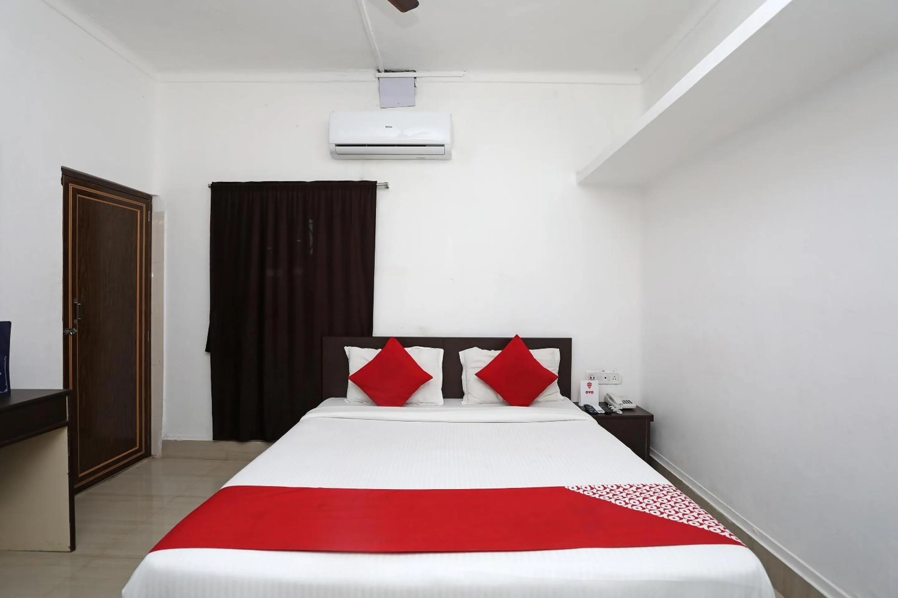 Bedroom, Bed in Hotel O Jalan Lake View Near Mani Square