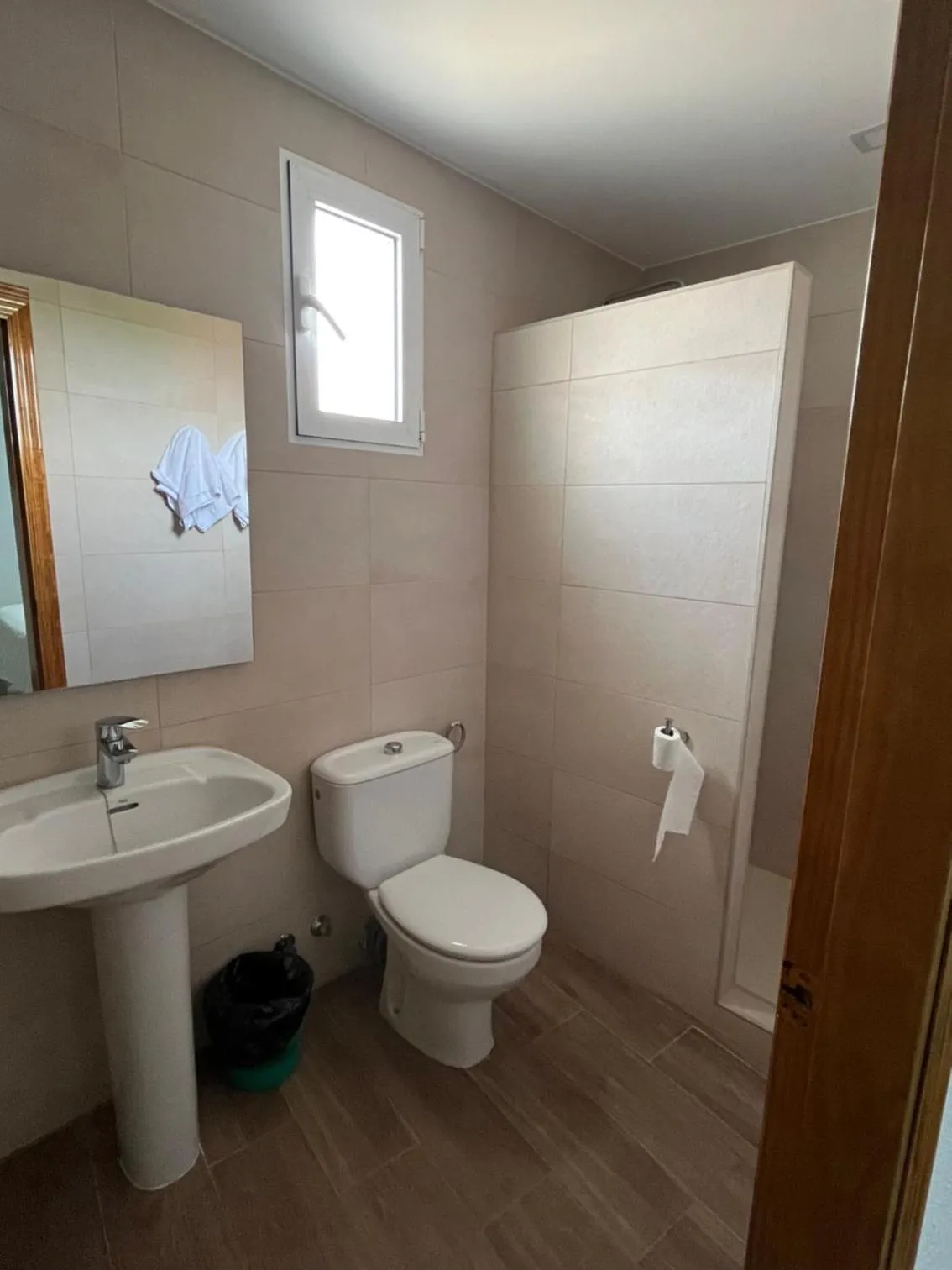 Bathroom in Hotel Mesón del Moro