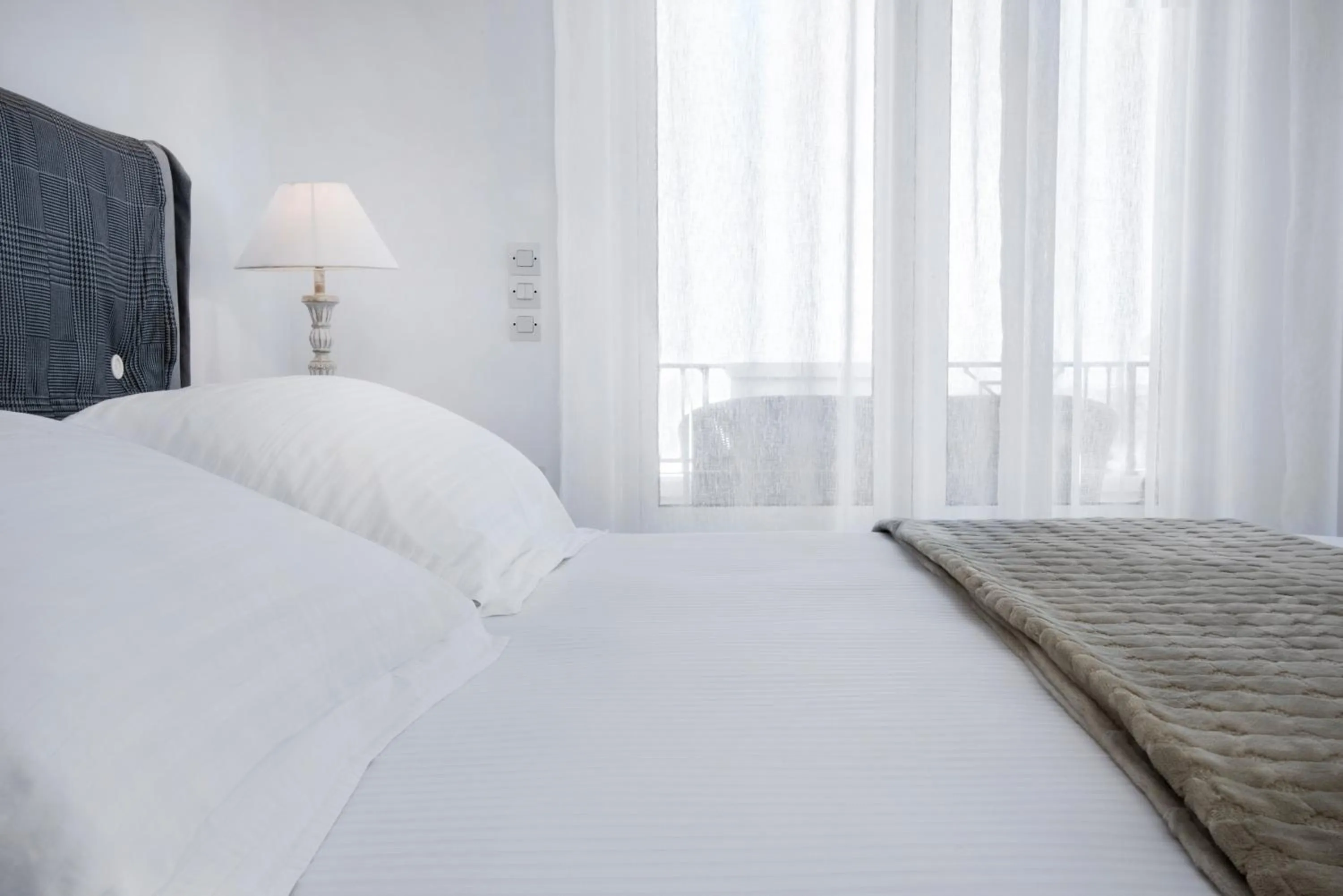 Photo of the whole room, Bed in Lofos Village