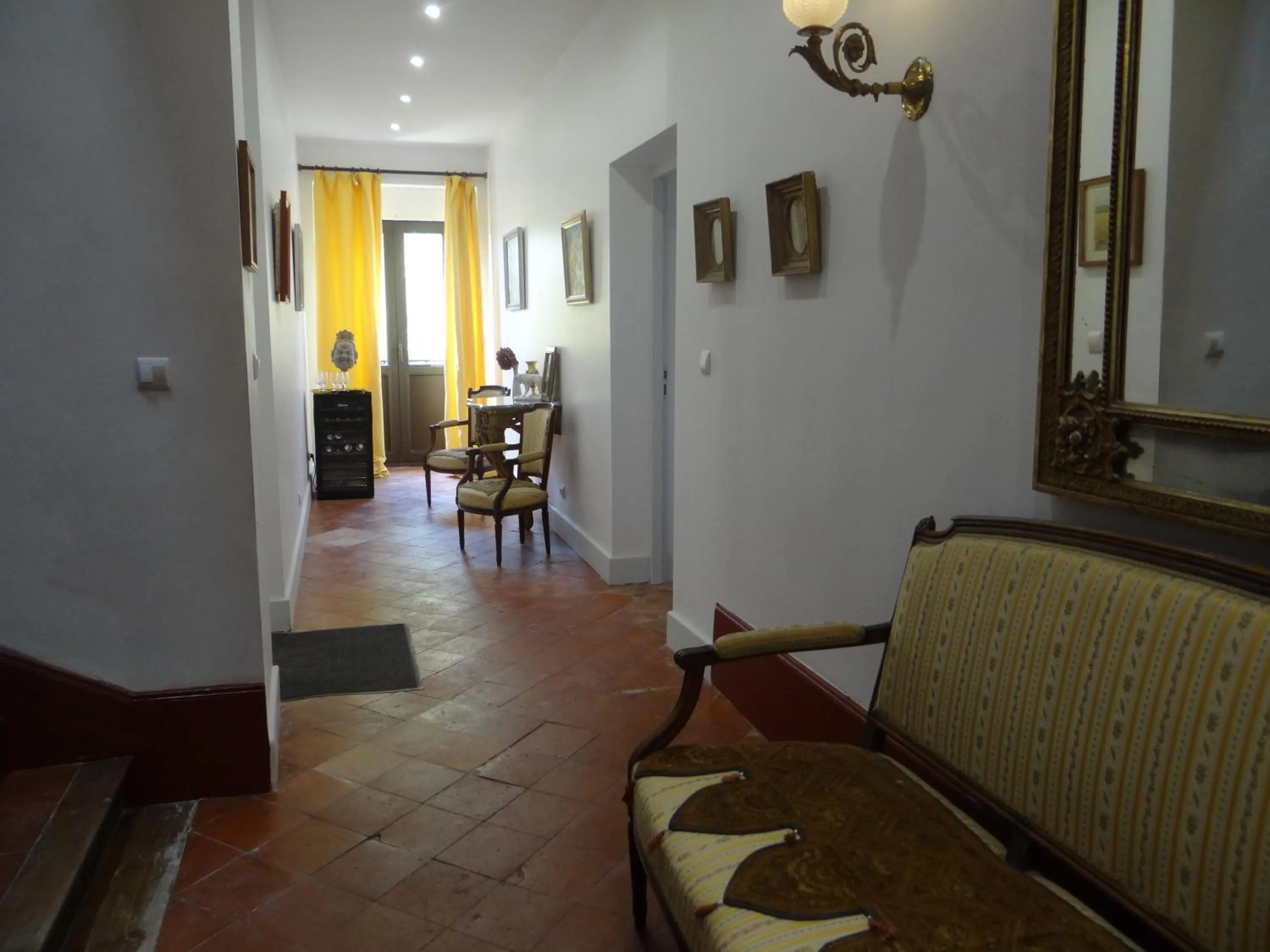 Other in La Grande Maison