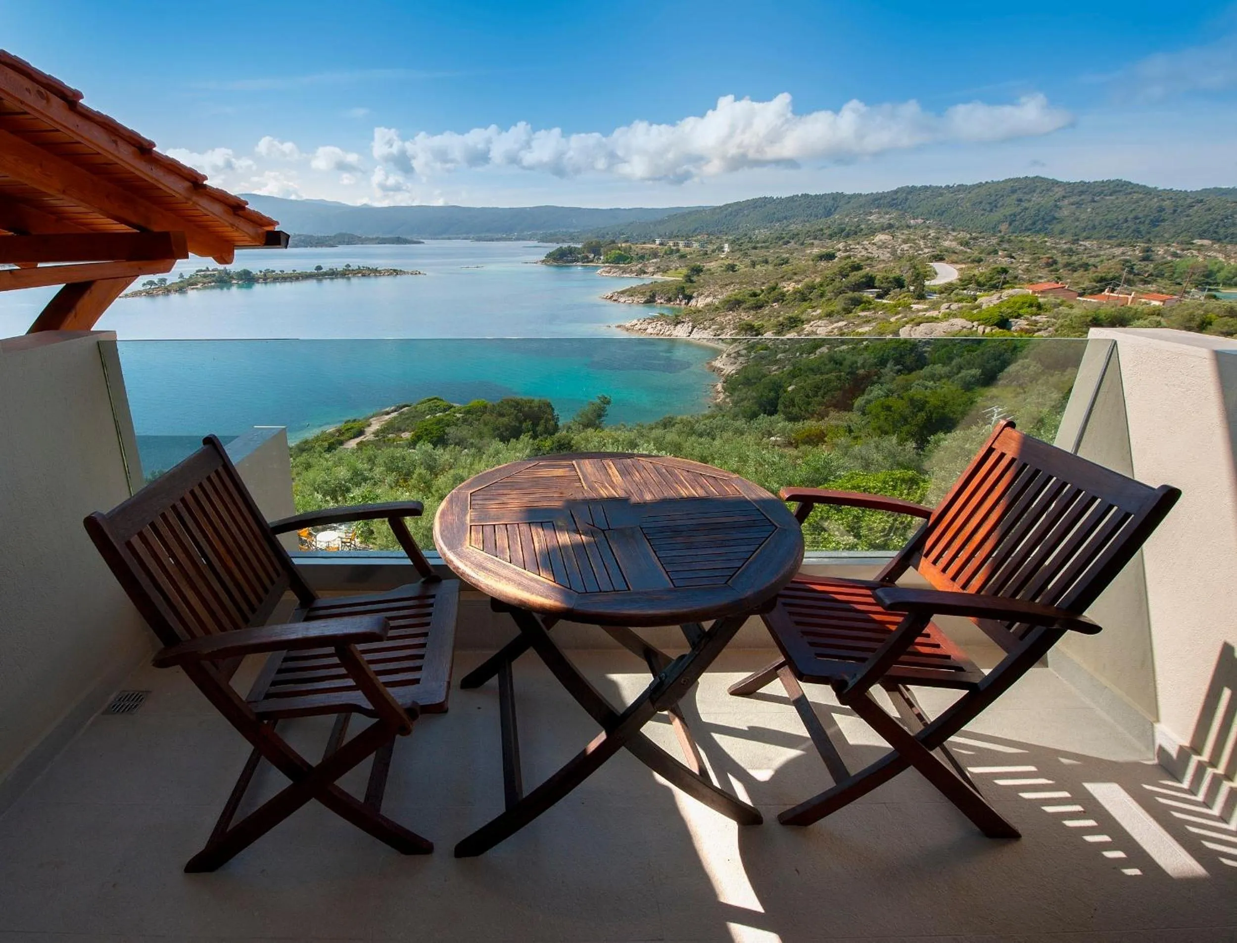 Day in Thalassokipos