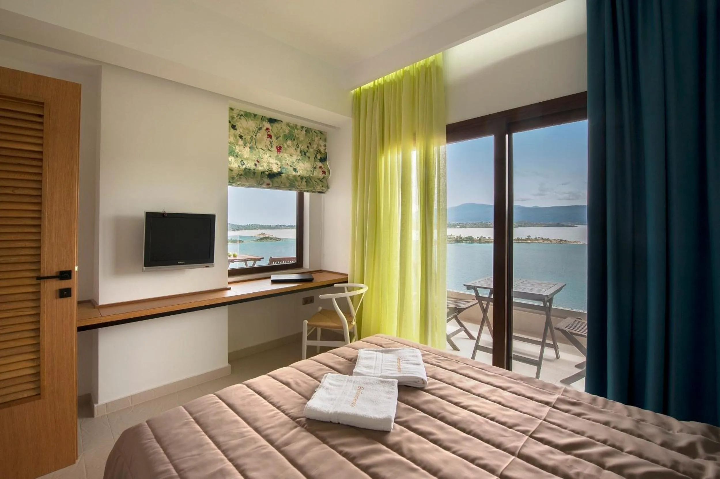 Bed in Thalassokipos