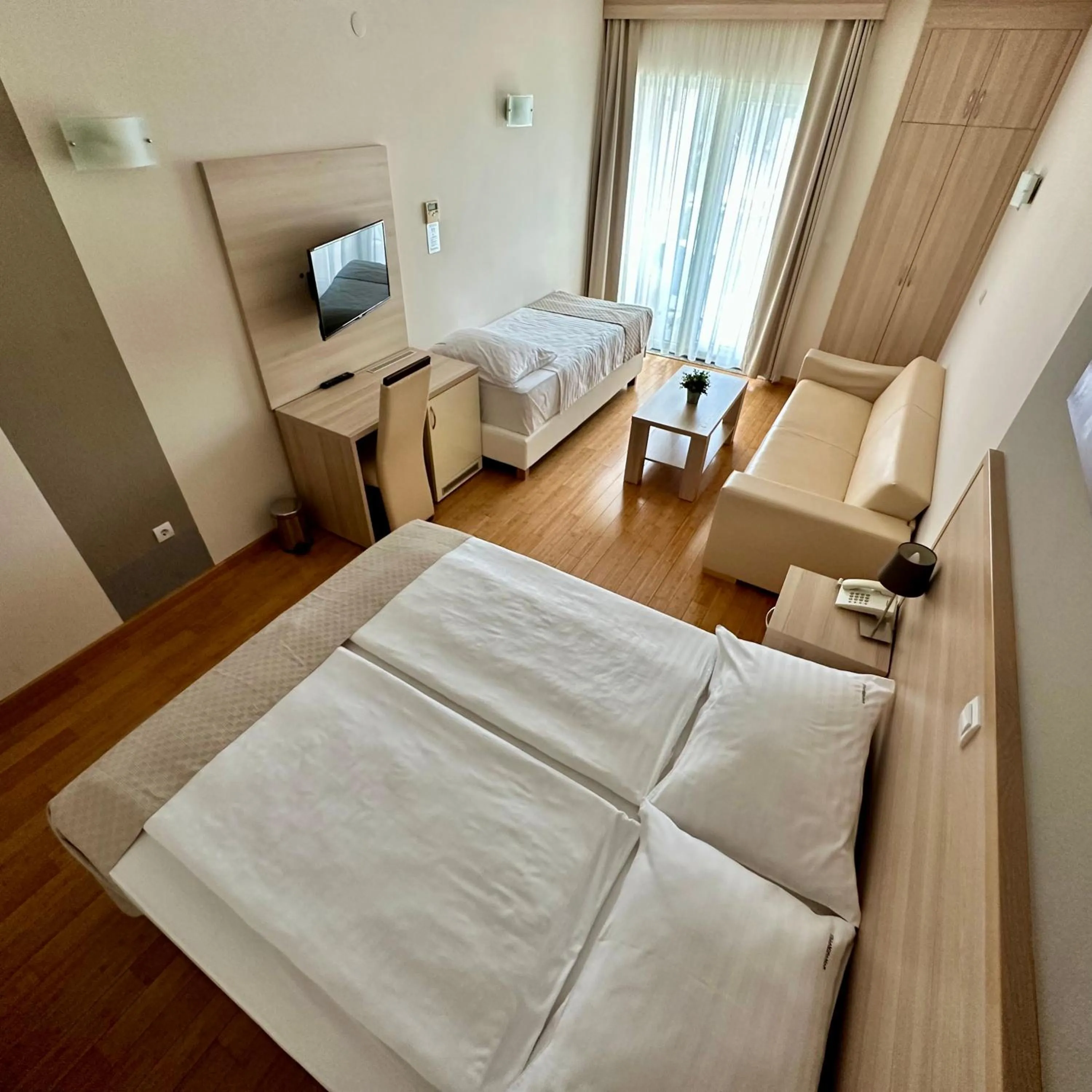 Bedroom, Bed in Hotel Villa MiraMar