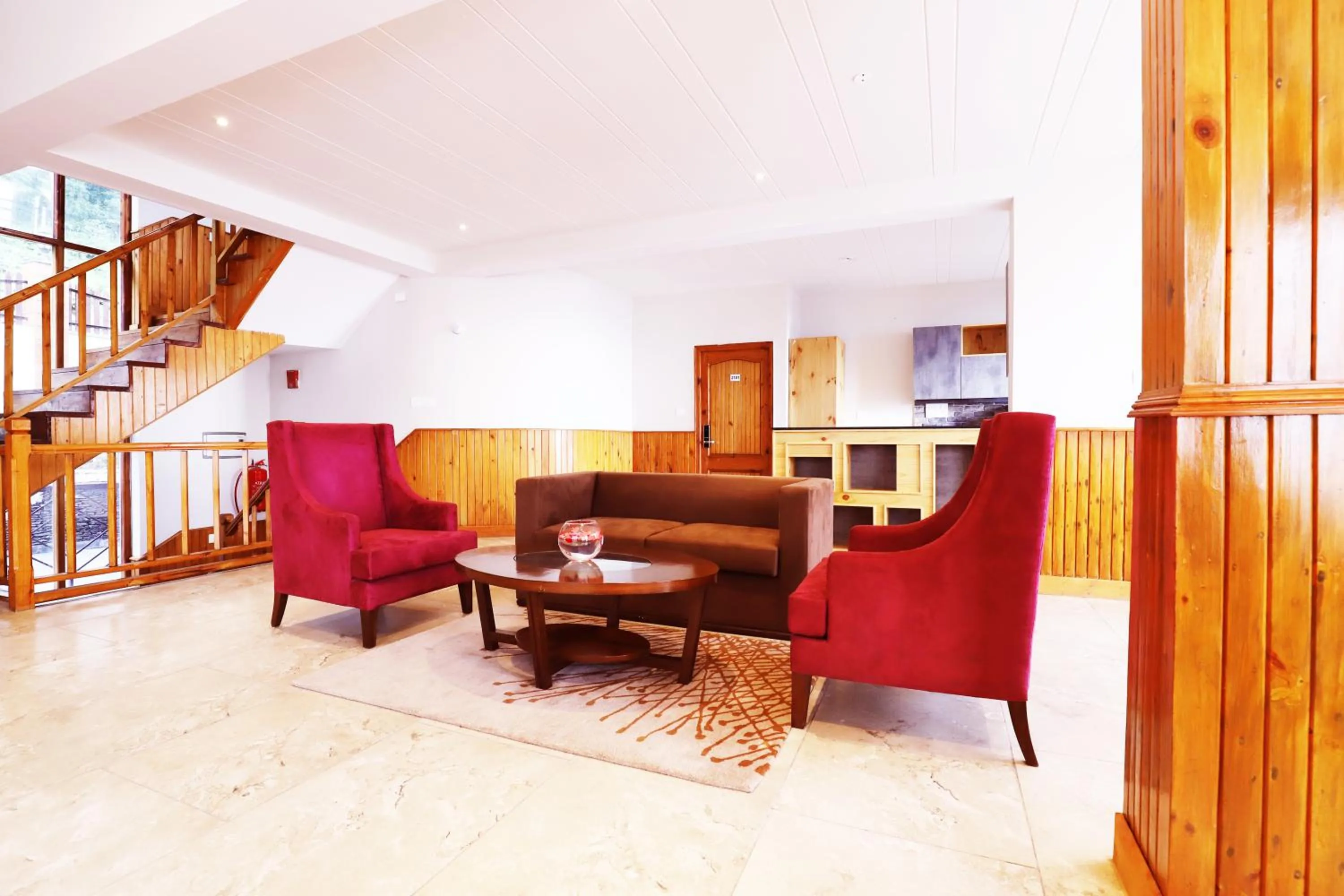 Living room in Regenta Resort & Spa Mashobra