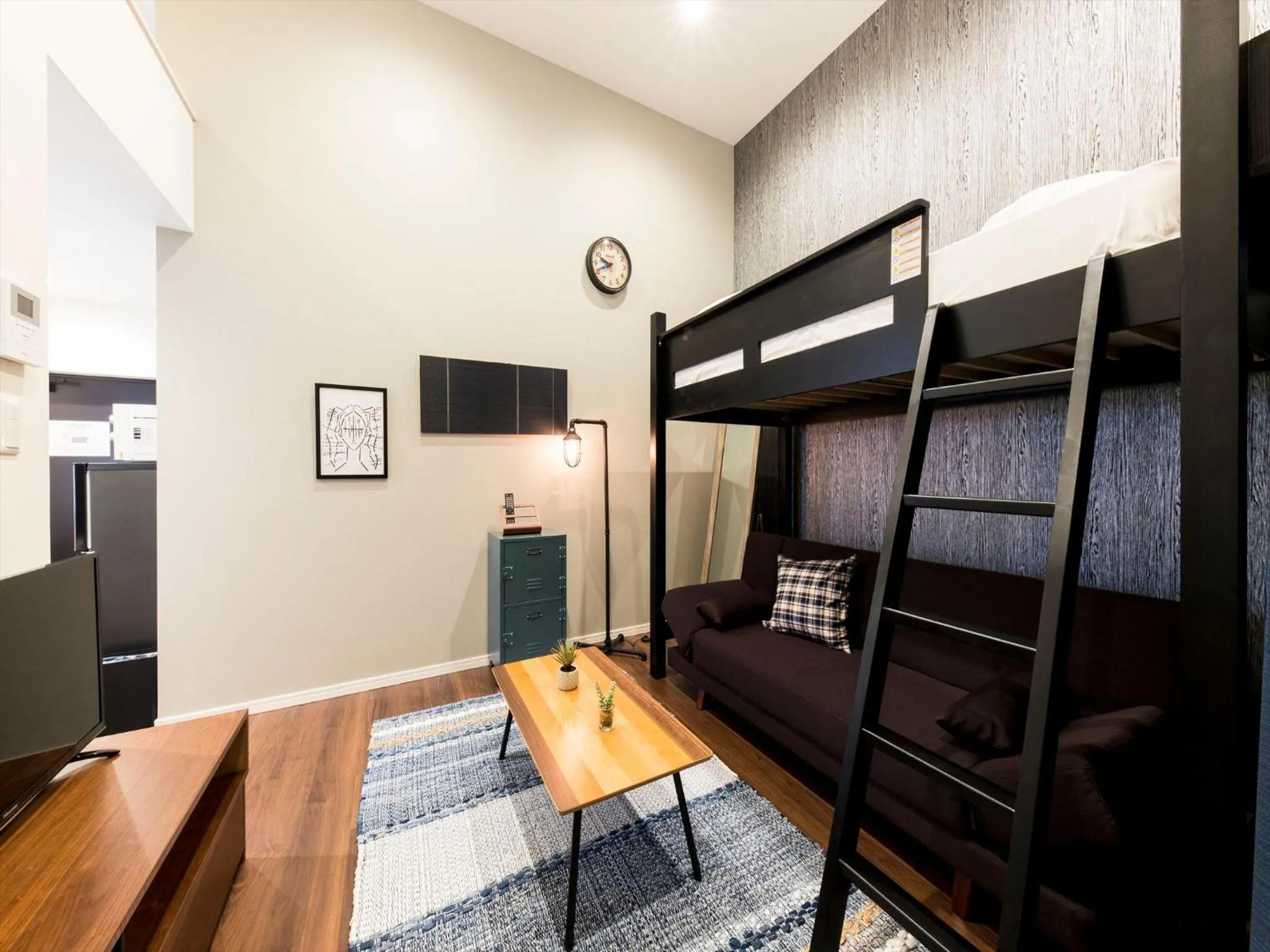 Living room, Bed in TRIP POD KOMONDO-MACHI