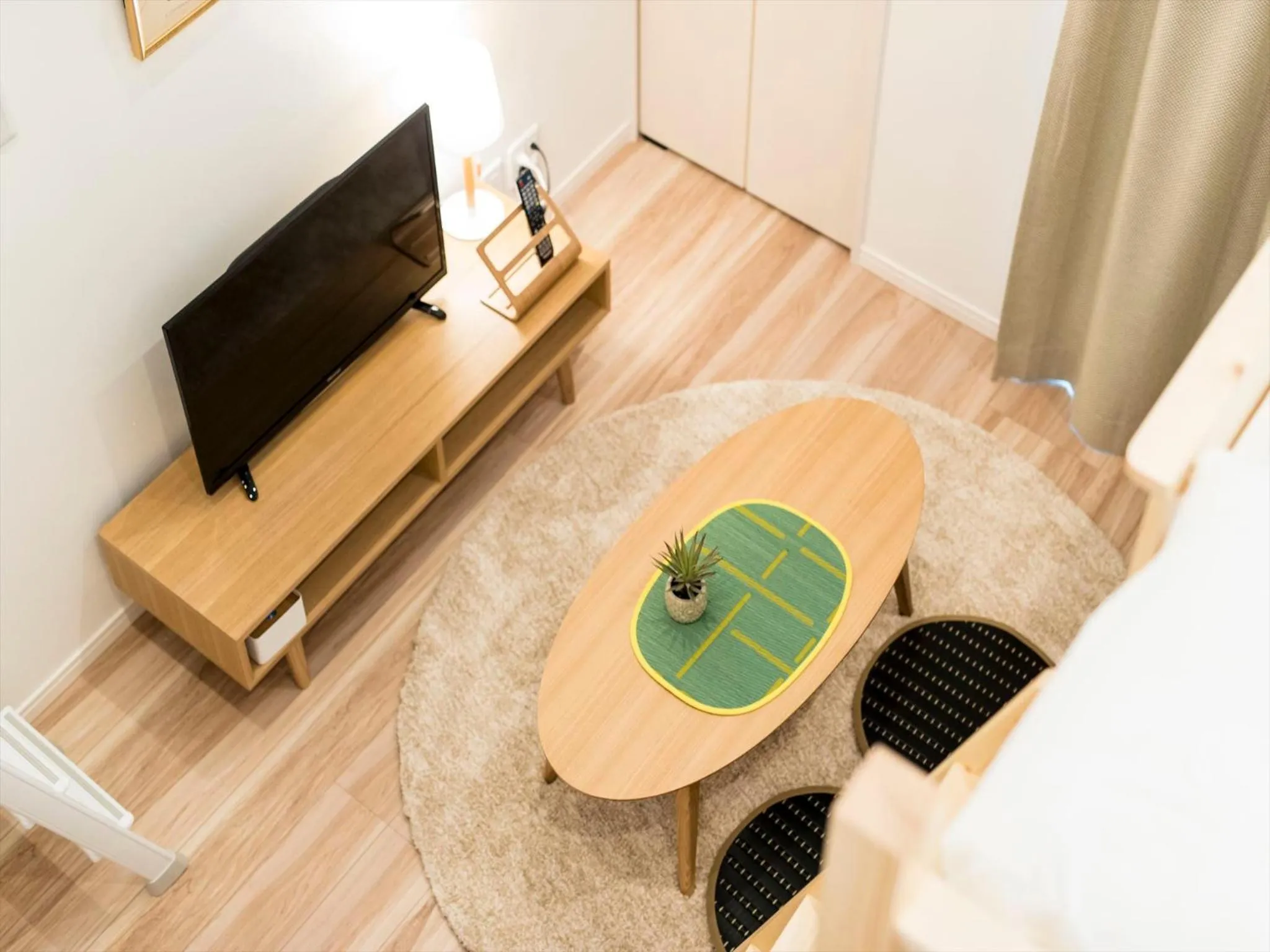 TV and multimedia in TRIP POD KOMONDO-MACHI