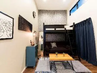 TRIP POD KOMONDO-MACHI