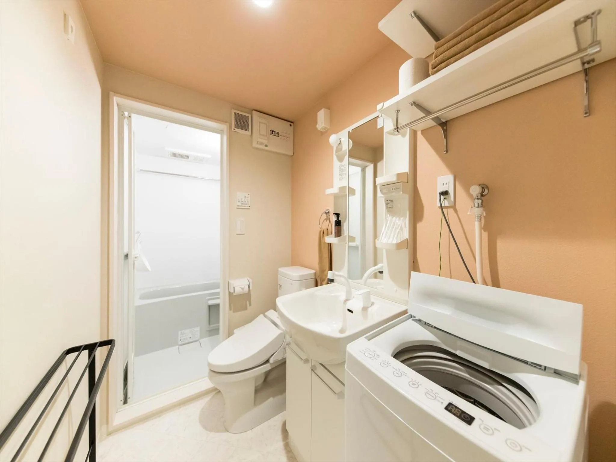 Toilet in TRIP POD TAKASAGO B