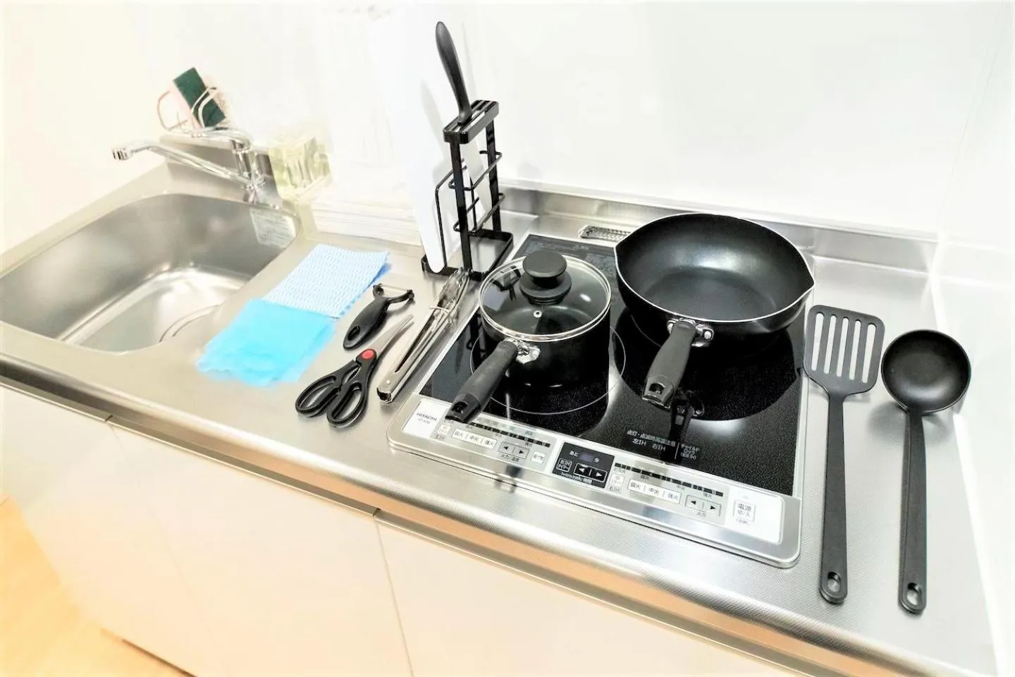 Kitchen or kitchenette in TRIP POD TAKASAGO B