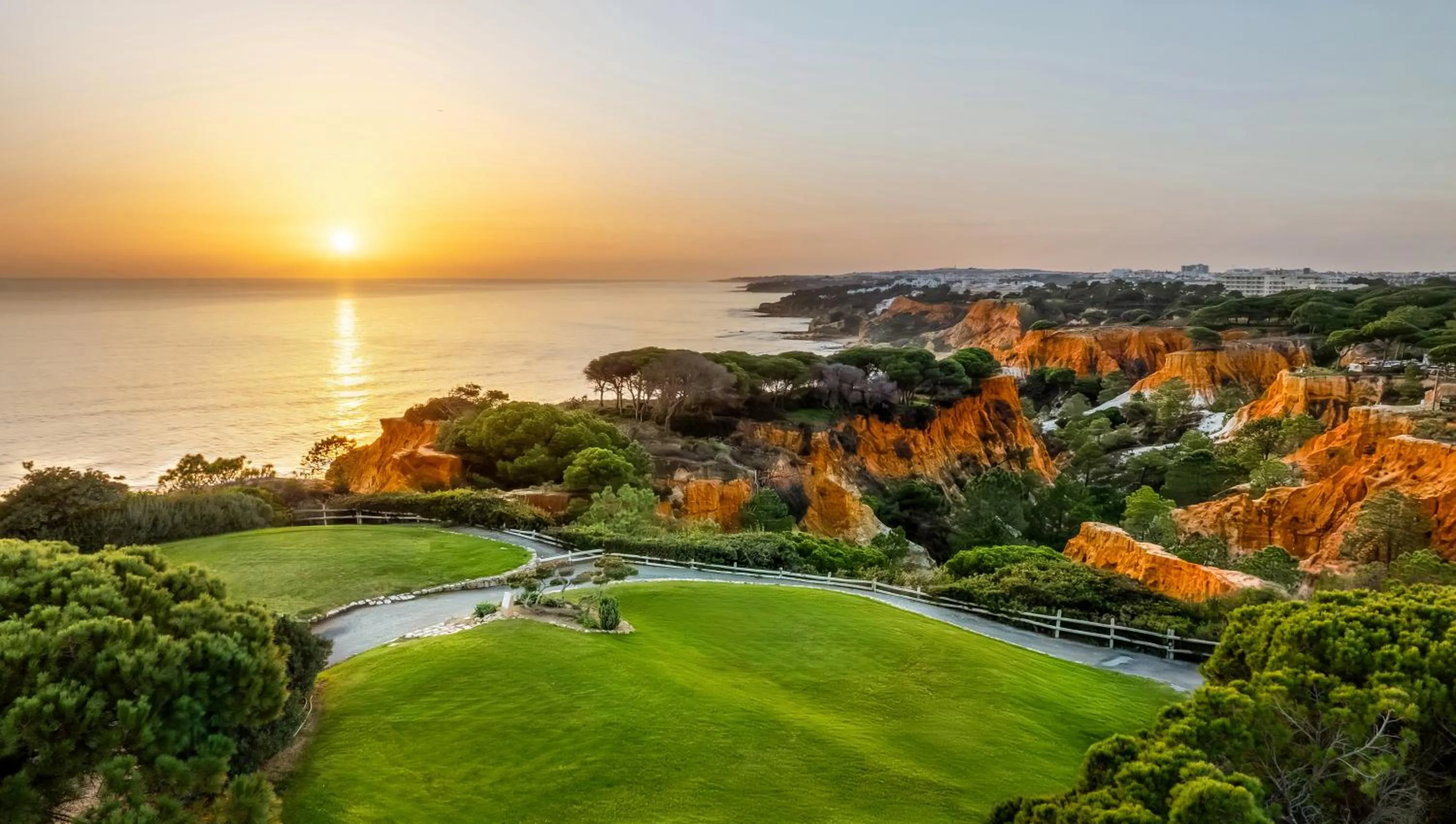 Sea view in Pine Cliffs Gardens