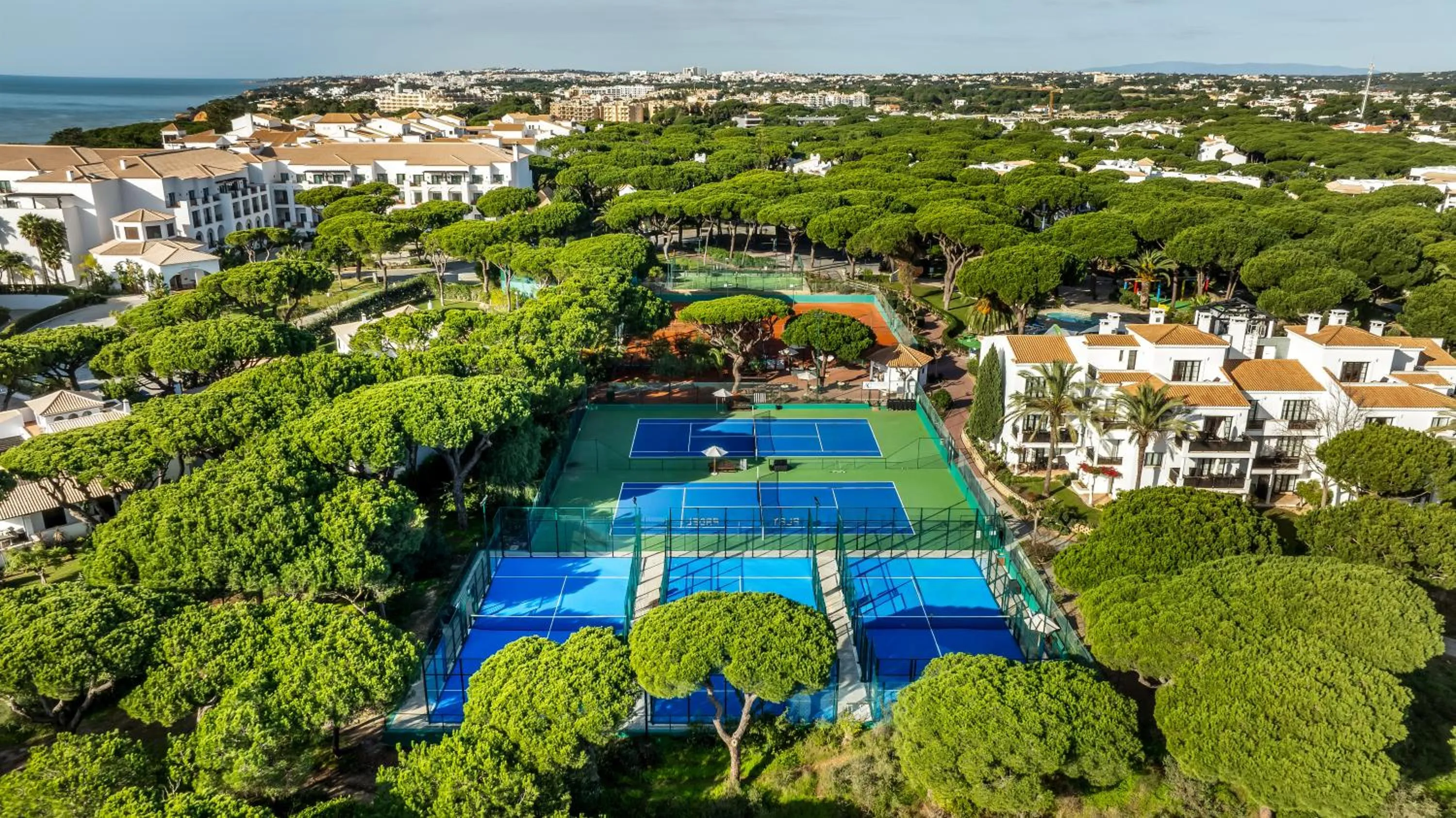 Tennis court in Pine Cliffs Gardens