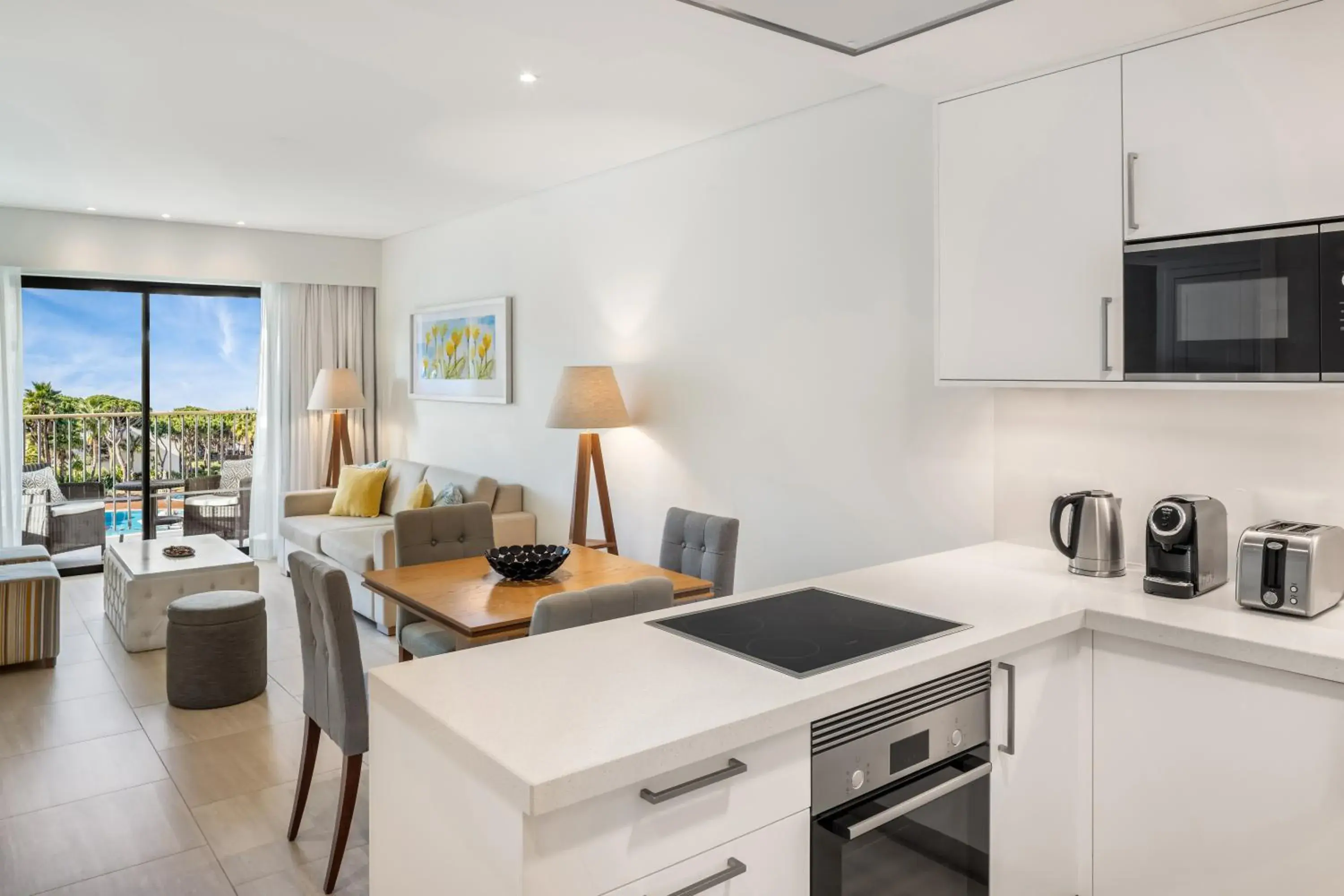 Living room in Pine Cliffs Gardens Living room in Pine Cliffs Gardens