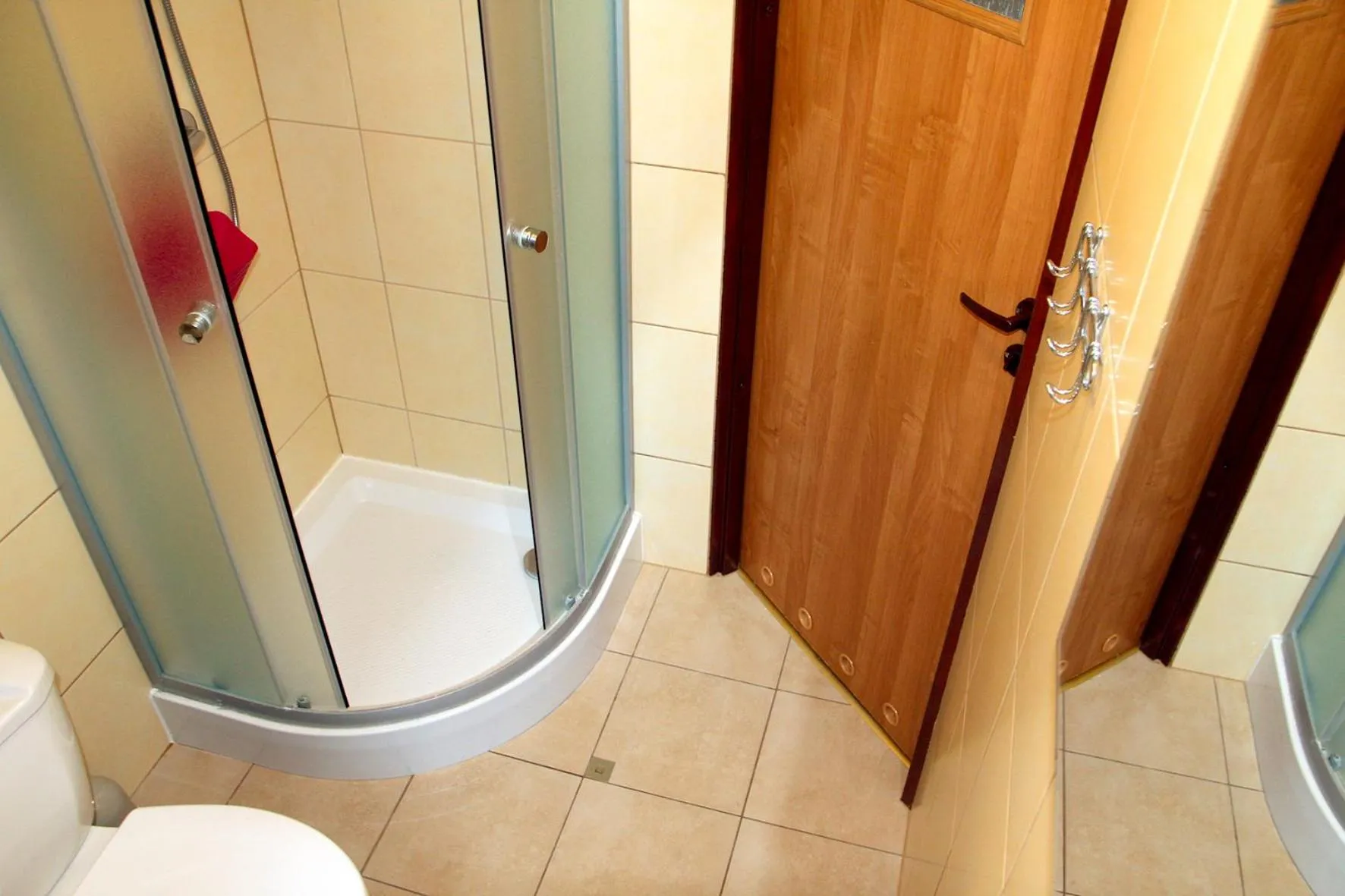 Shower in Sztil - Apartamenty i drewniane domki