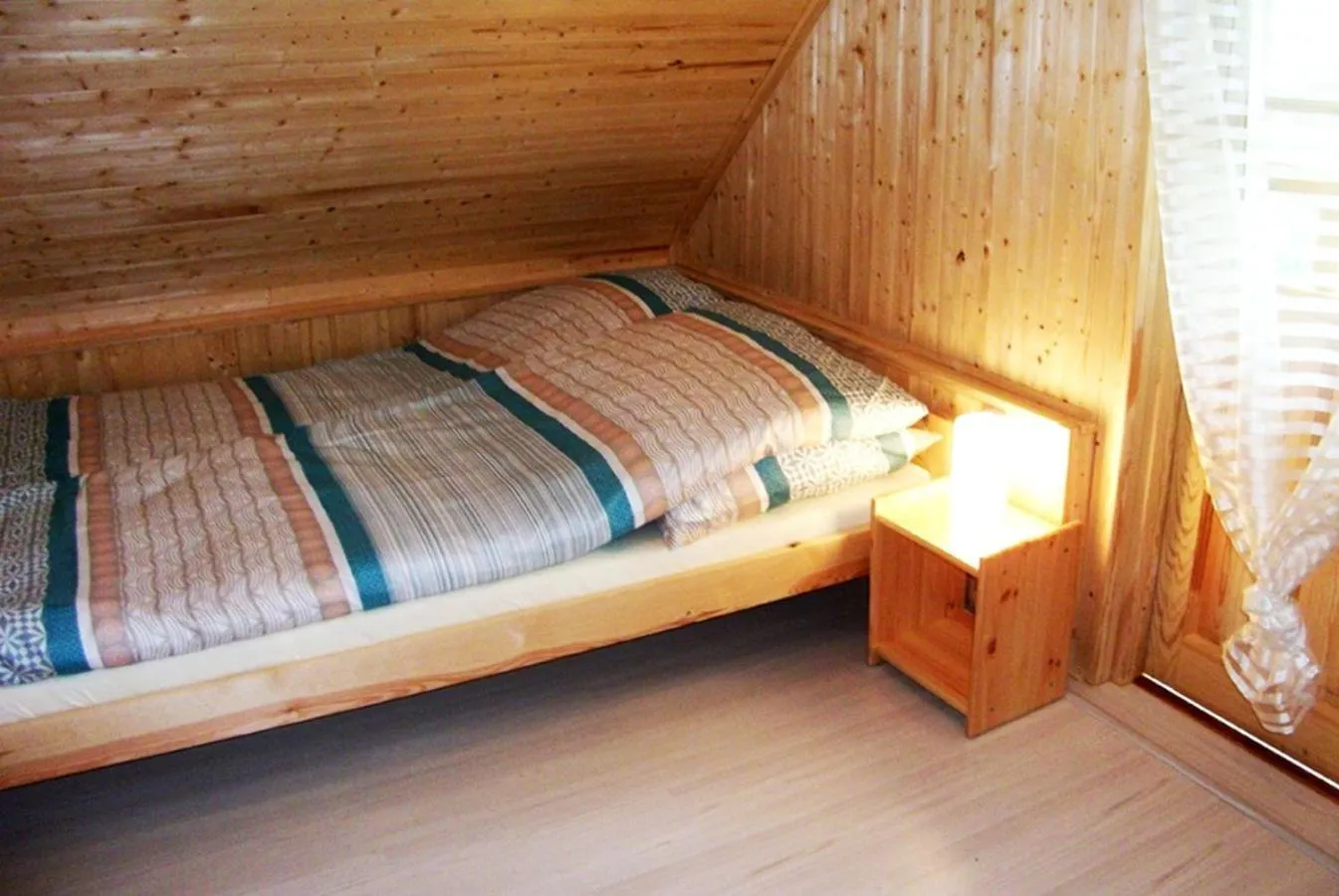Bed in Sztil - Apartamenty i drewniane domki