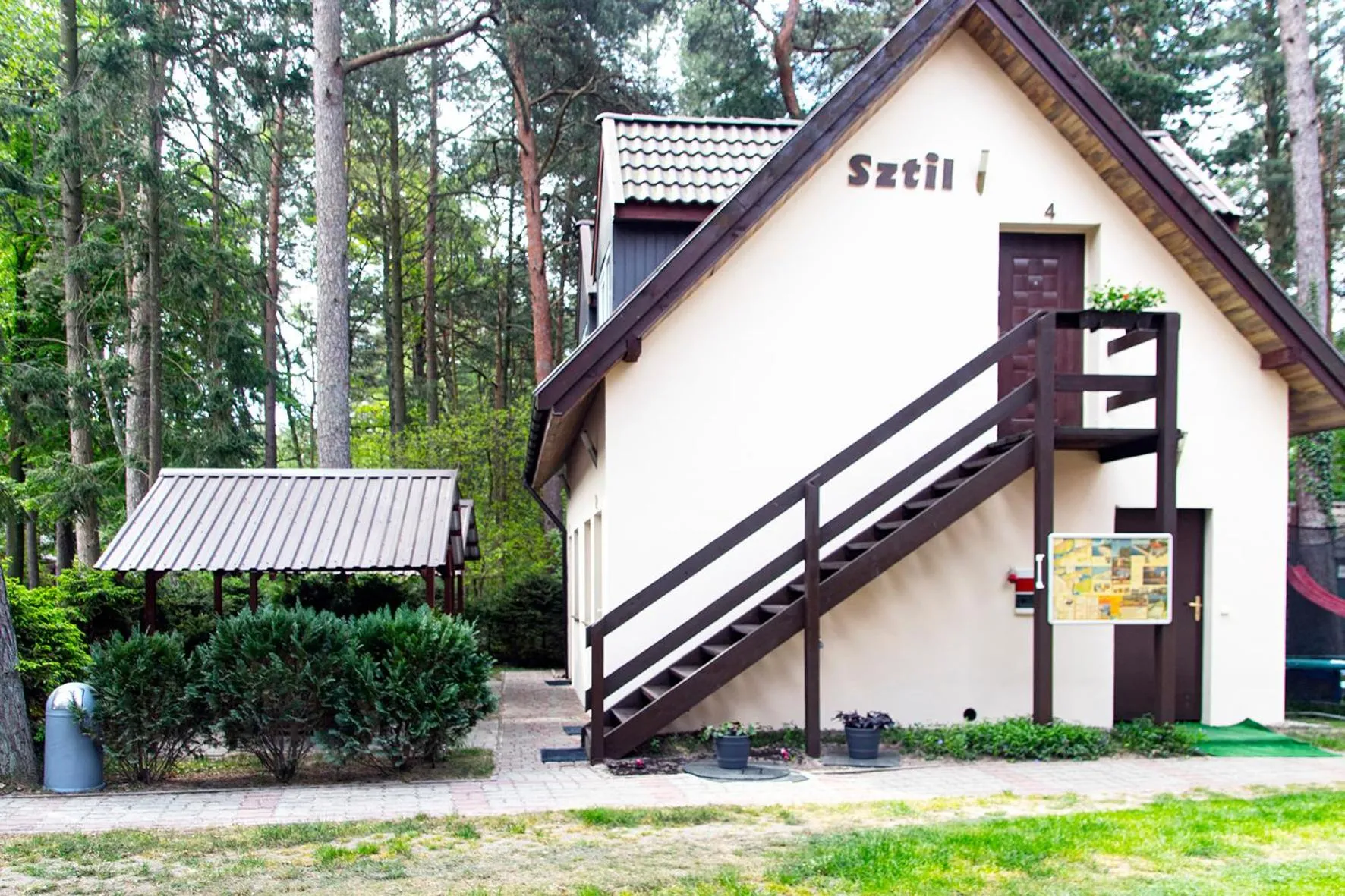 Property building in Sztil - Apartamenty i drewniane domki
