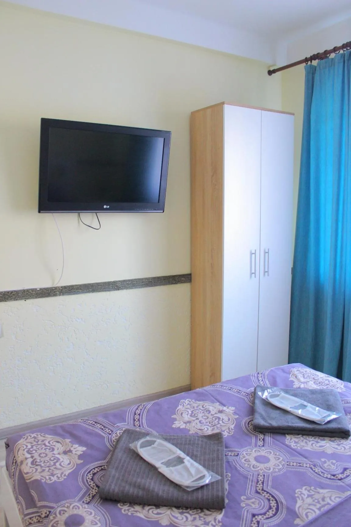 TV and multimedia, Bed in Uneed Rooms Harbour