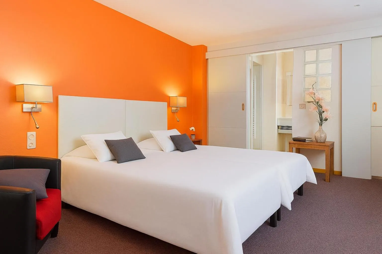 Bed in Hôtel A la Vignette - COLMAR-NORD