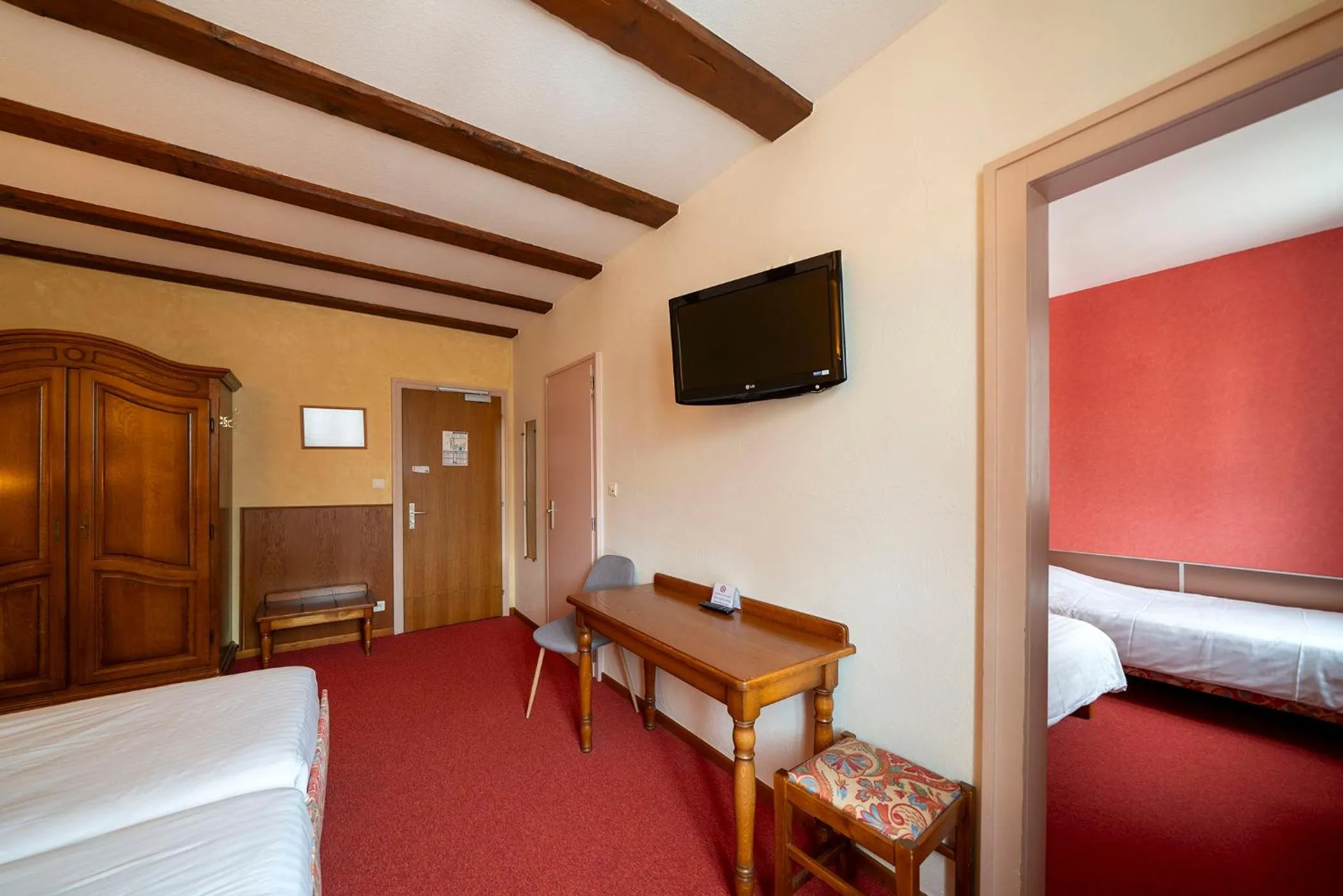 Bed in Hôtel A la Vignette - COLMAR-NORD