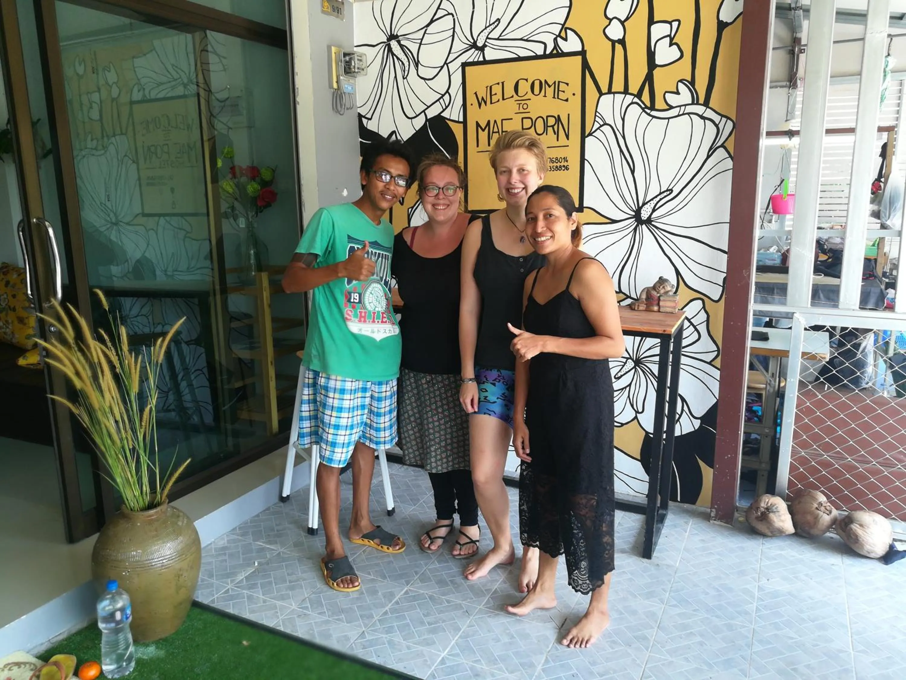 Mae Pon Hostel