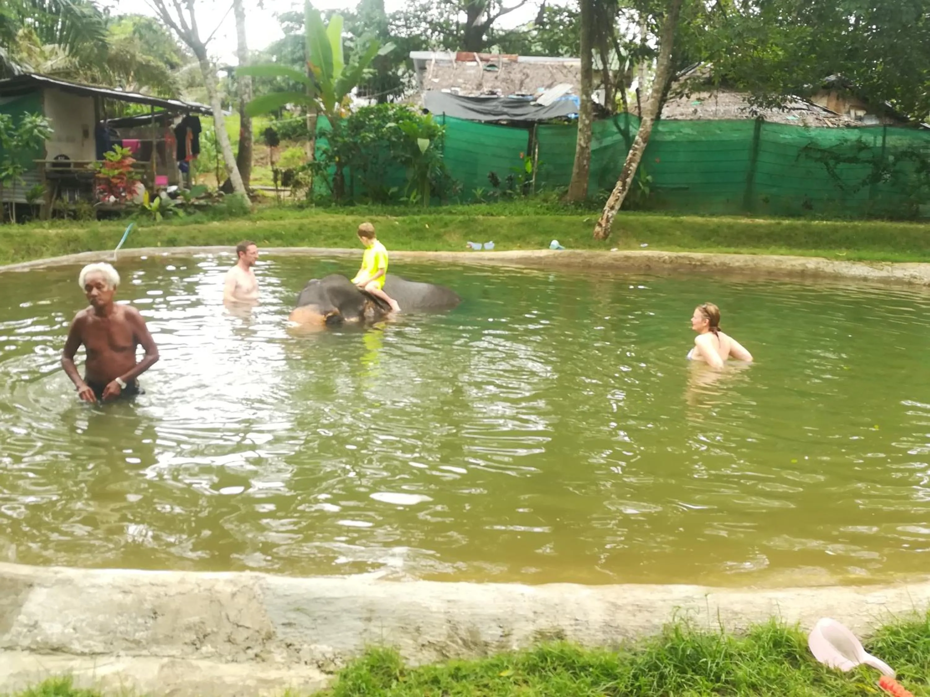 Mae Pon Hostel
