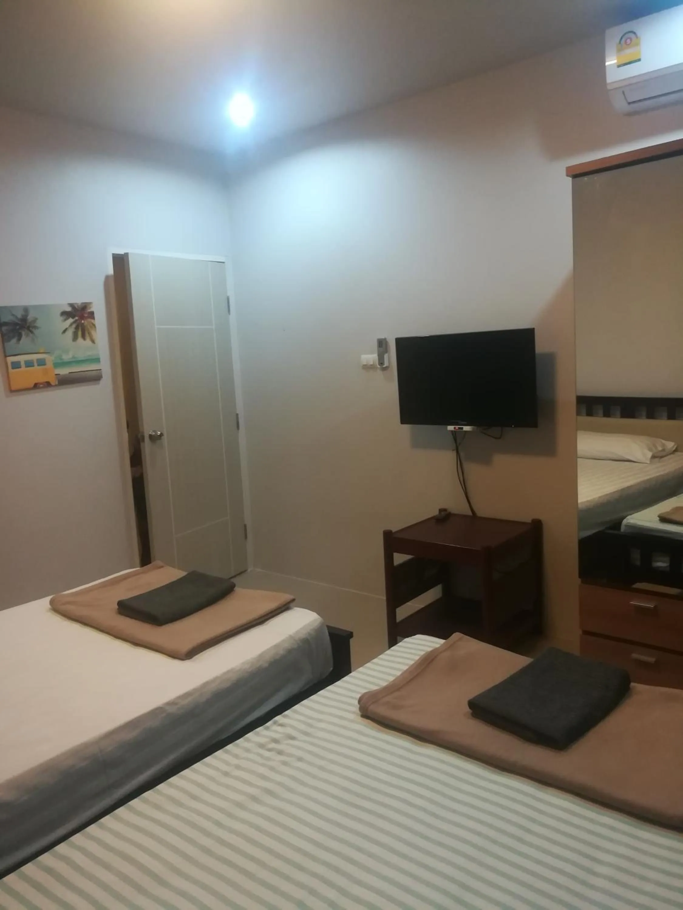 Mae Pon Hostel