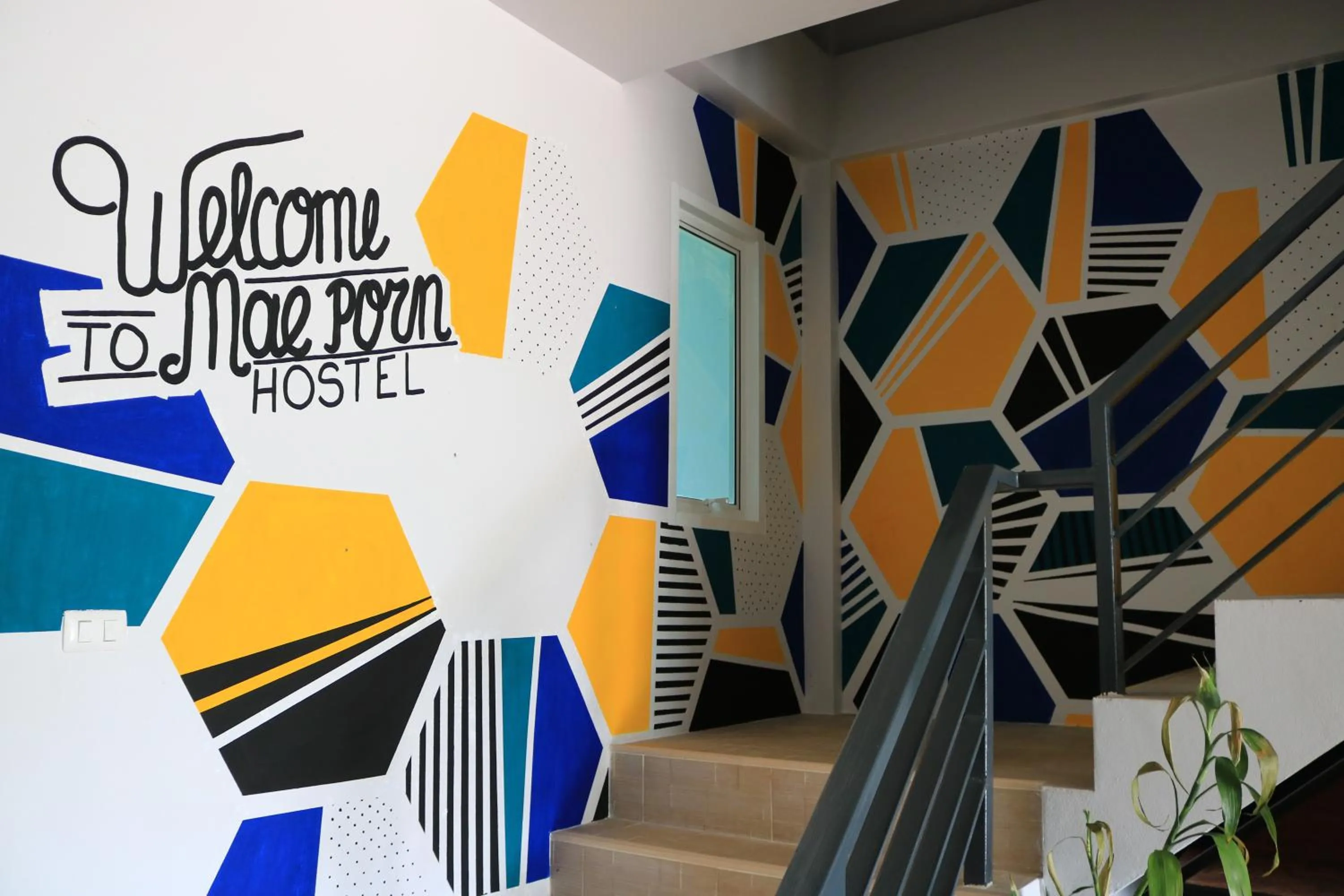 Mae Pon Hostel
