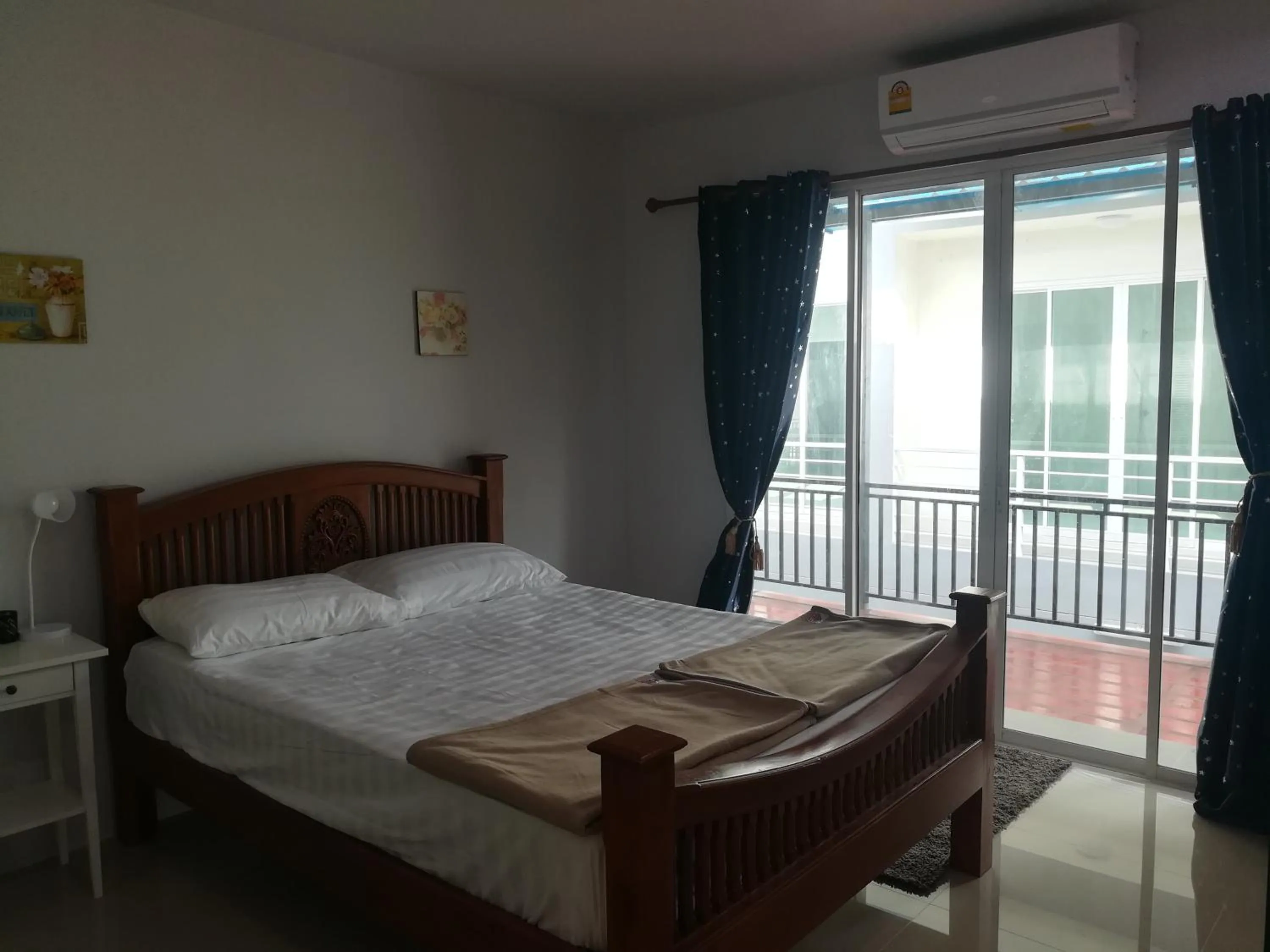 Mae Pon Hostel