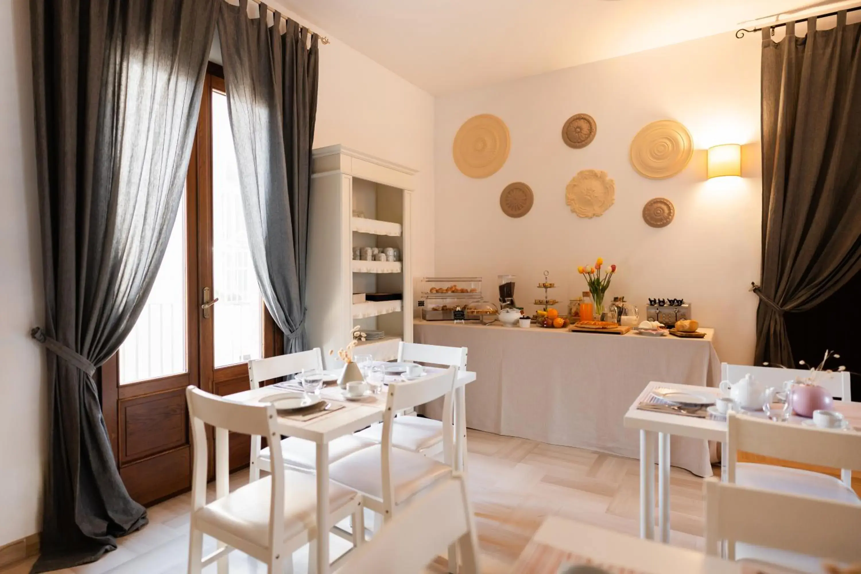 Living room in Palazzo De Luca by Apulia Hospitality Living room in Palazzo De Luca by Apulia Hospitality