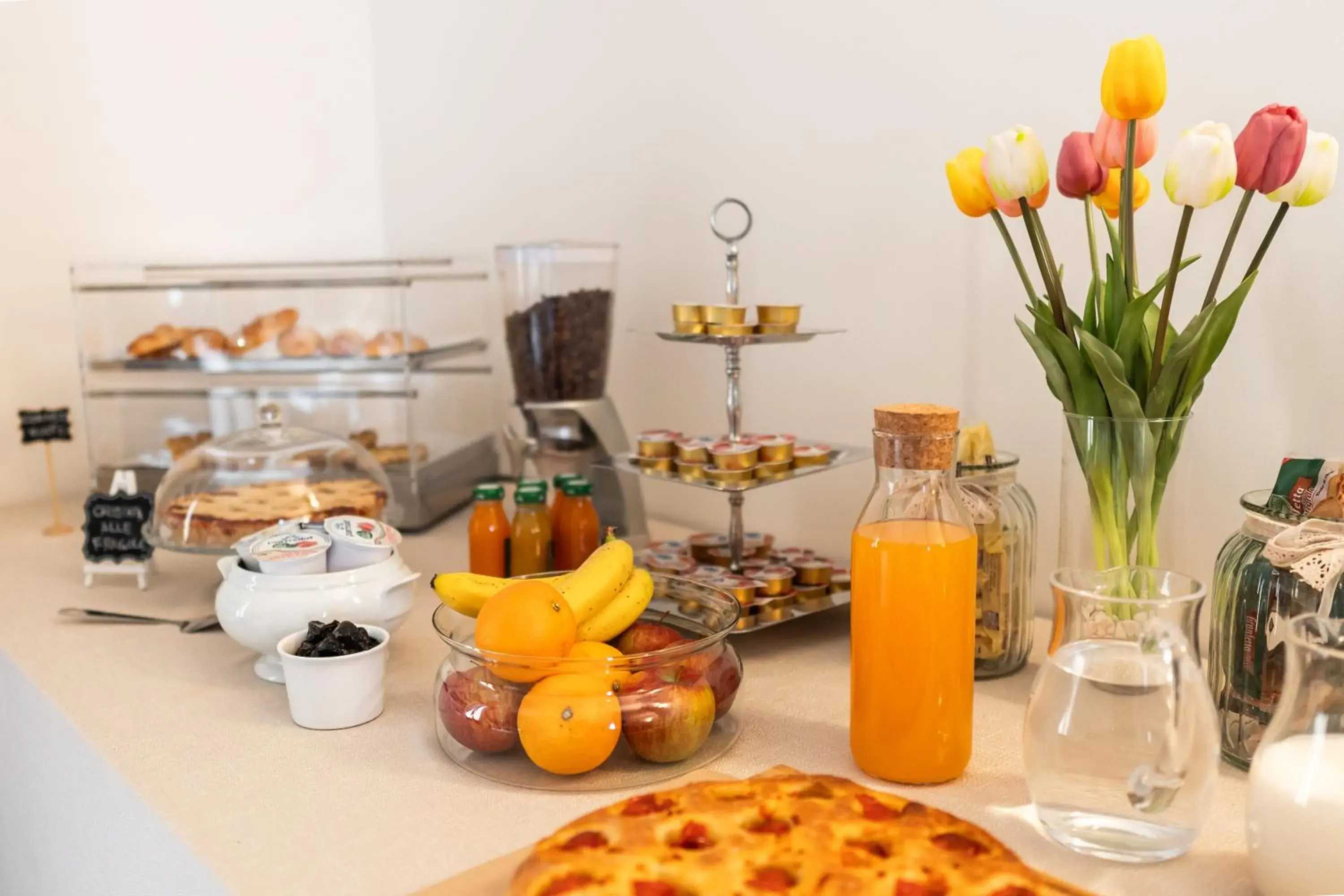Breakfast in Palazzo De Luca by Apulia Hospitality Breakfast in Palazzo De Luca by Apulia Hospitality