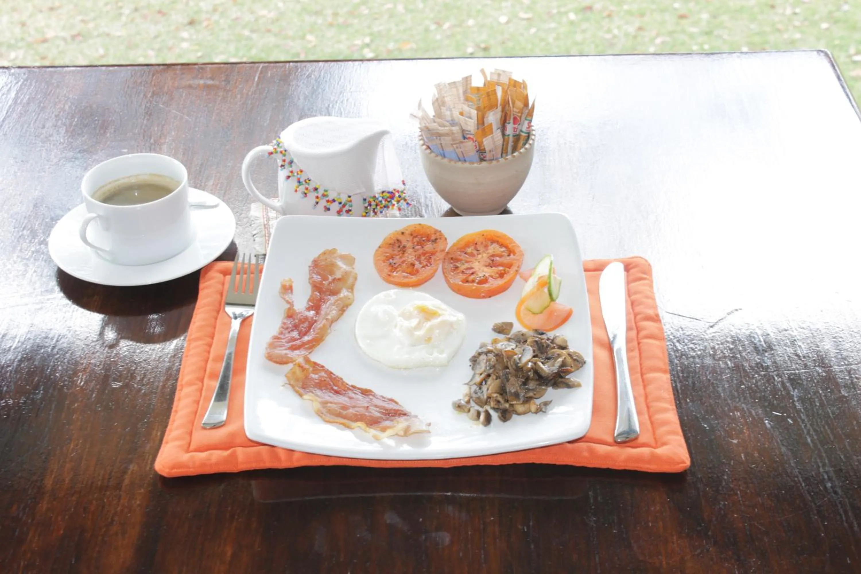 Breakfast in Cuckoo Ridge Country Retreat
