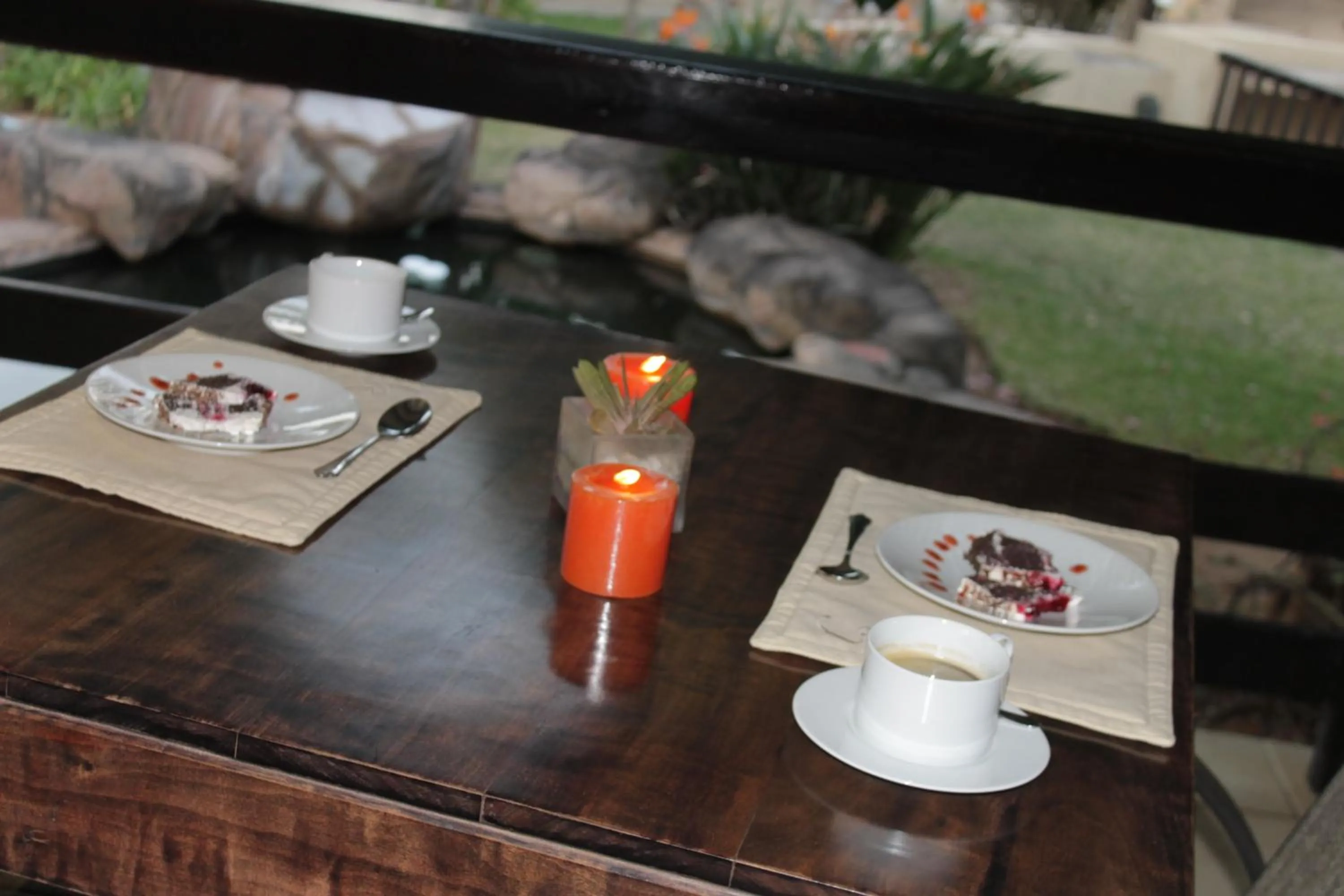 Dinner in Cuckoo Ridge Country Retreat