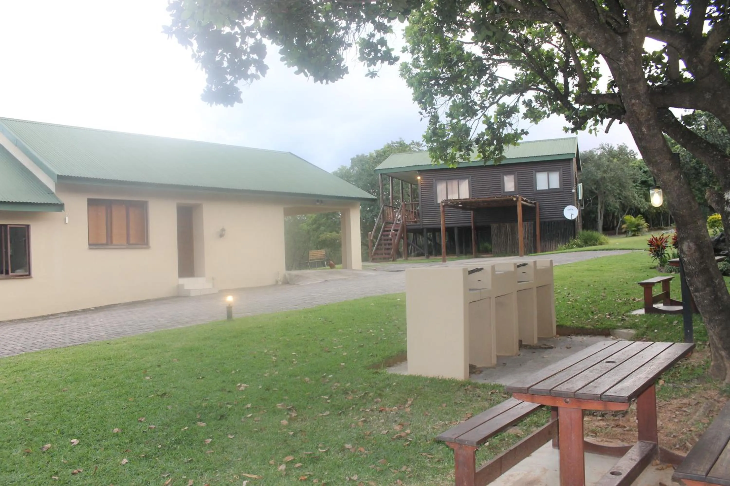 BBQ facilities in Cuckoo Ridge Country Retreat