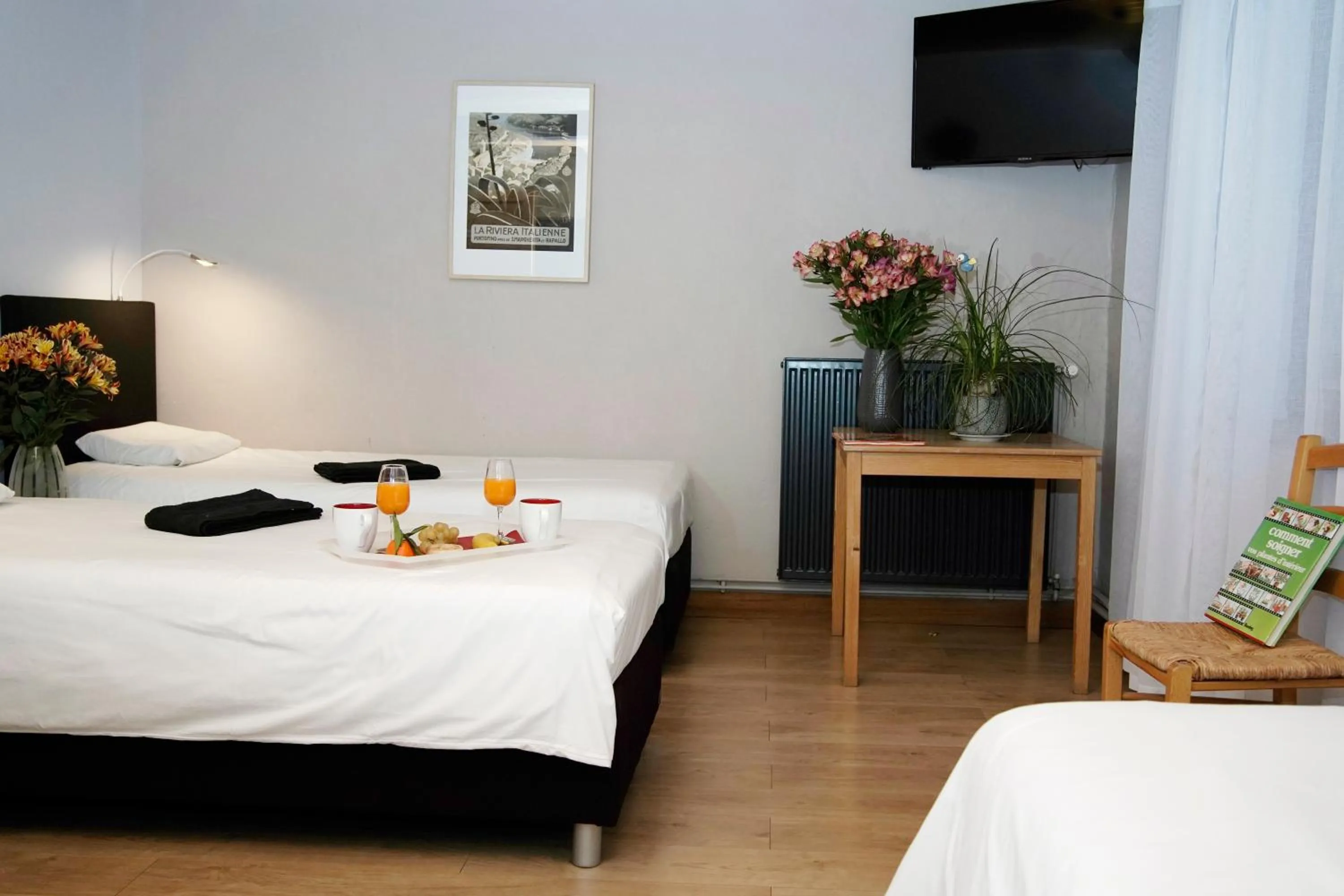 Bedroom, Bed in Le Domaine du Plantier