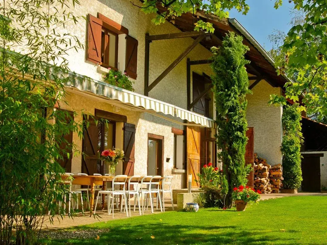 Cottage in Le Domaine du Plantier Cottage in Le Domaine du Plantier